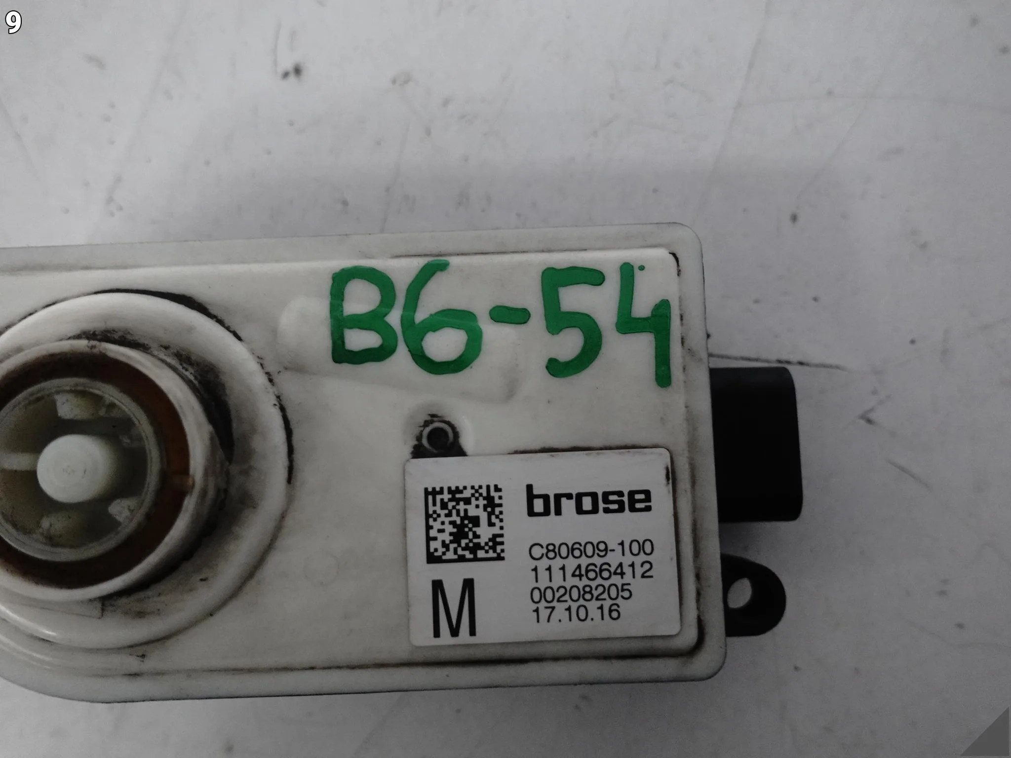 BMW 5 G31 G30 7 G11 G12 6 G32 SILNICZEK STEROWNIK AKTYWNEGO WLOTU POWIETRZA 4ee3bf4531bed01676a10c572fb4fada