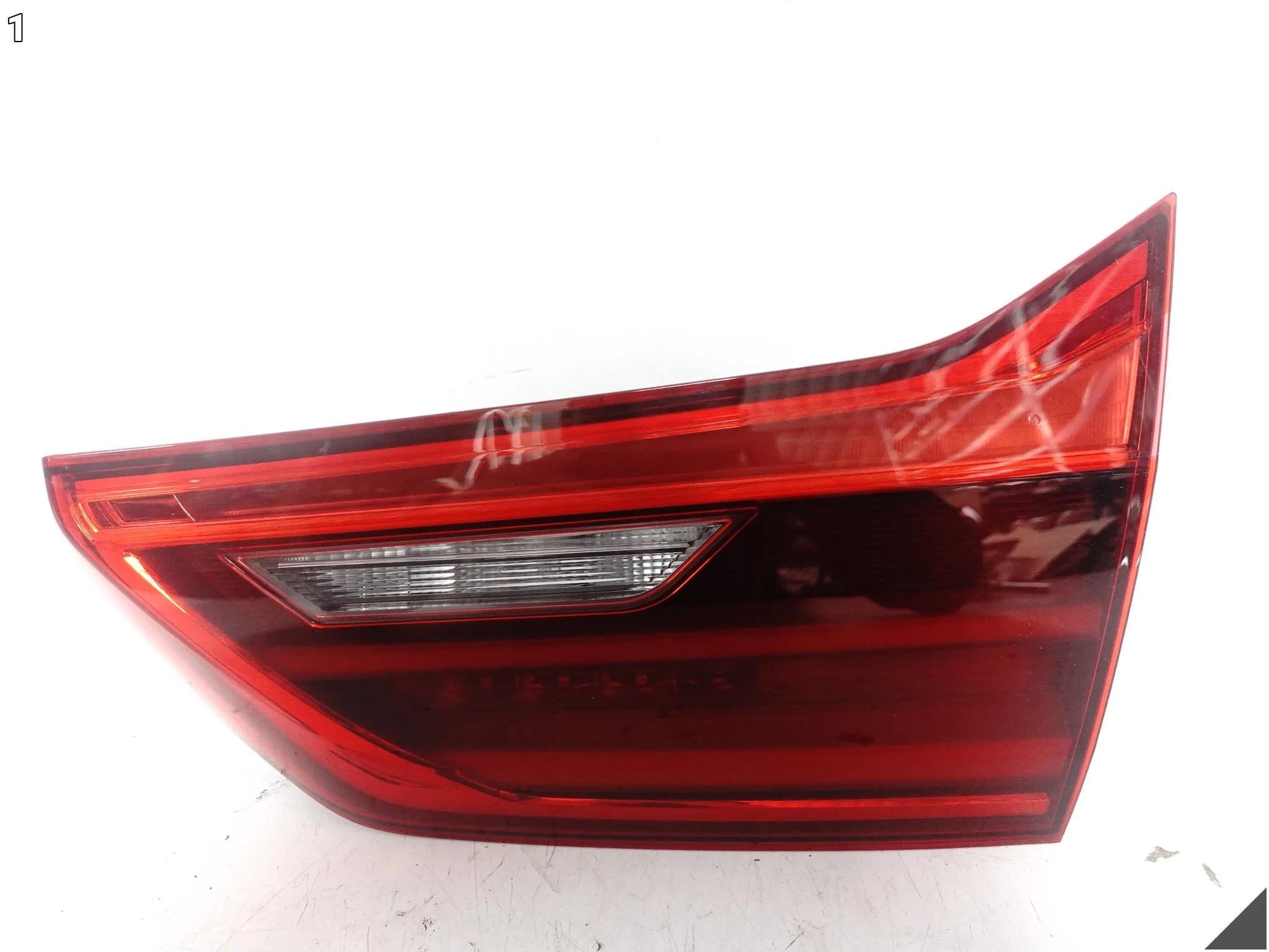 BMW 5 G31 TOURING KOMBI 17-20 LAMPA LED W KLAPĘ BAGAŻNIKA TYŁ PRAWA EU 901a9dcae2f5033ab6943c42462c91c8