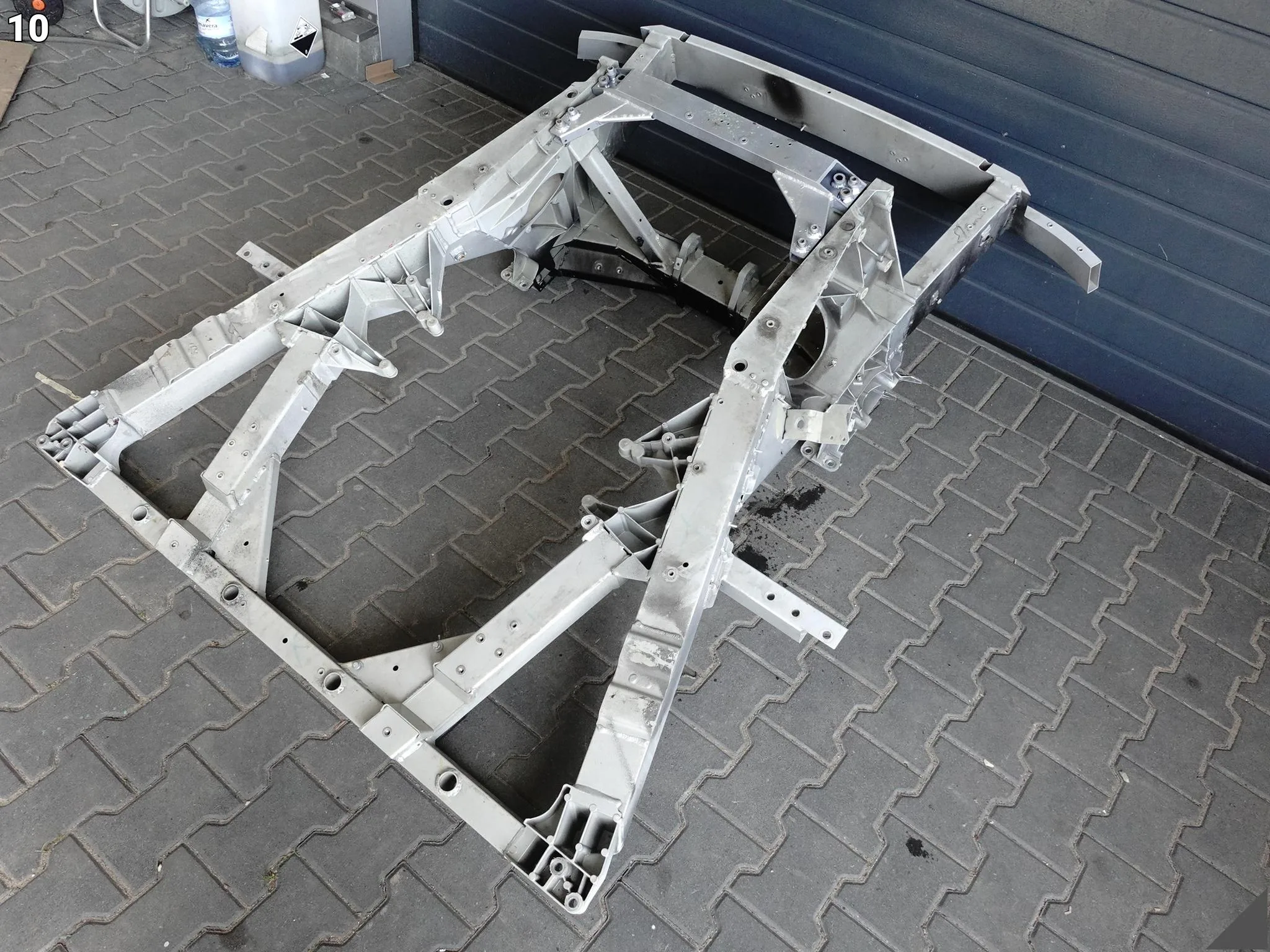 FERRARI 458 ITALIA F142 09-15 RAMA SANKI WÓZEK BELKA WZMOCNIENIE TYŁ 9d478697408c31e4dae8961e4ede72e6