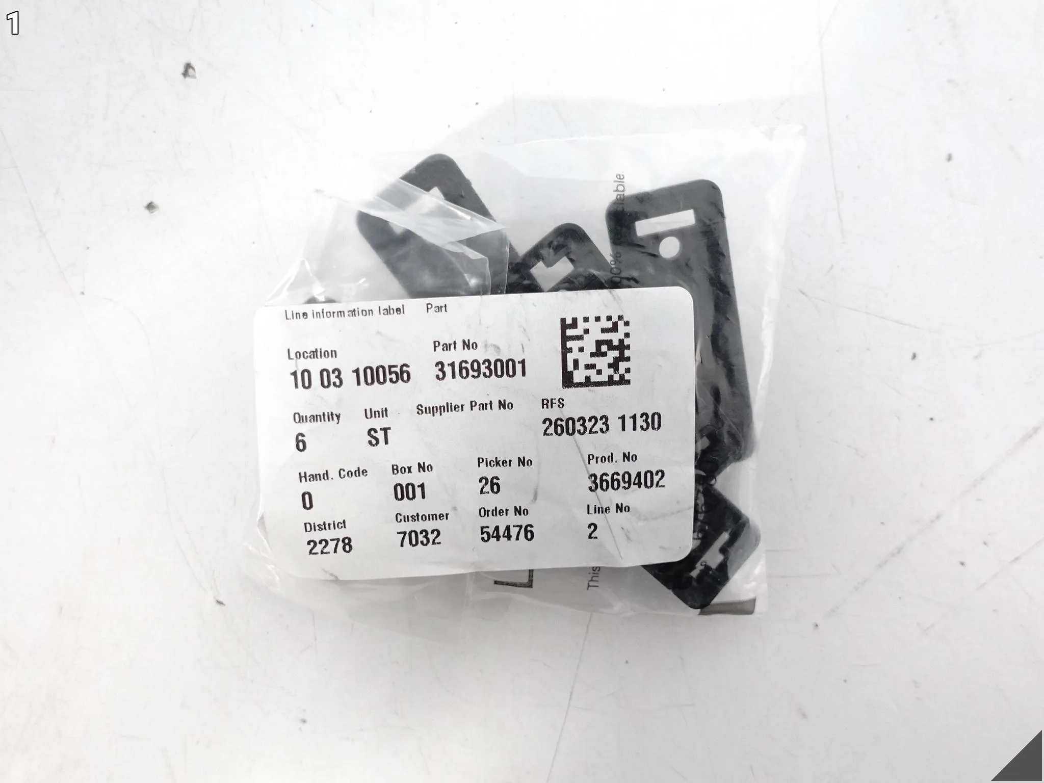 VOLVO EC40 EX40 XC40 C40 RECHARGE XC60 EX90 KLIPS TAPICERA BOCZEK DRZWI ORG 71c7e3230d69af2fae139260a1ccdc4a
