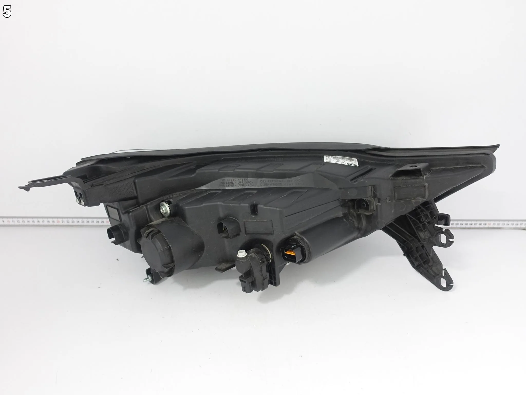 SSANGYONG REXTON Y450 II 2 LIFT 20- LAMPA FULL LED LEWA PRZÓD EUROPA 4a3e7caad4a552c4a7e8c0215deb21d5