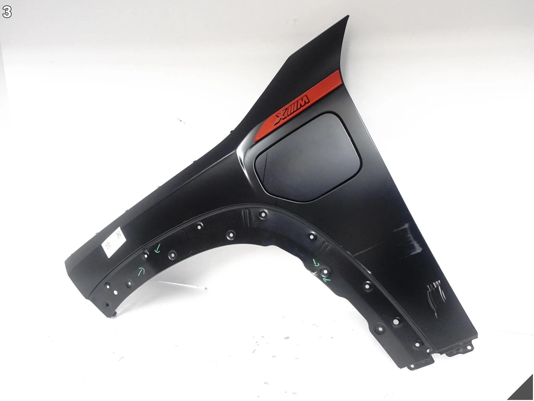 BMW XM G09 XM Label Red 23- BŁOTNIK PRZÓD LEWY P95 + LISTWA TORONTO RED d28f34ee050bff30adddb33e3ac121ab
