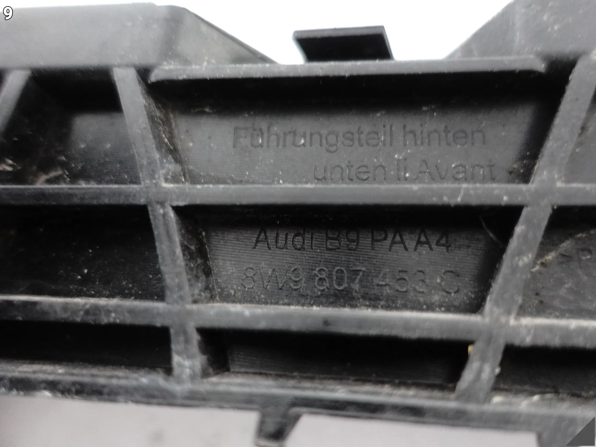 AUDI A4 S4 B9 8W9 AVANT KOMBI LIFT 19-24 ŚLIZG MOCOWANIE W ZDERZAK TYŁ LEWY 107964694dc2be1b59e1e3af1c3393d2