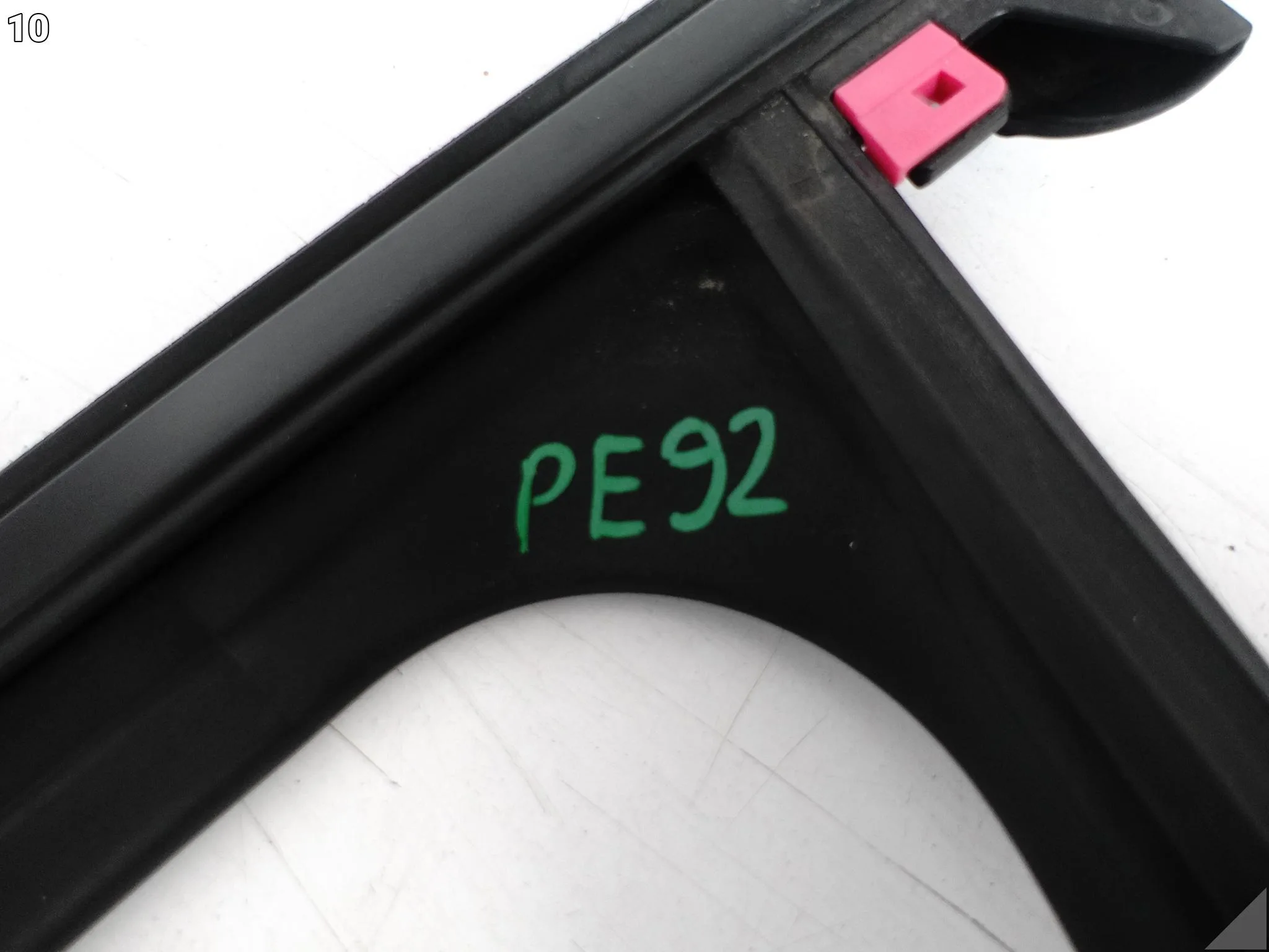 MAZDA CX-60 22- USZCZELKA SZYBY RAMKA OSŁONA DRZWI LEWA PRZÓD C0HG-Z04 230232e7f1cbd753495fded78acba55e