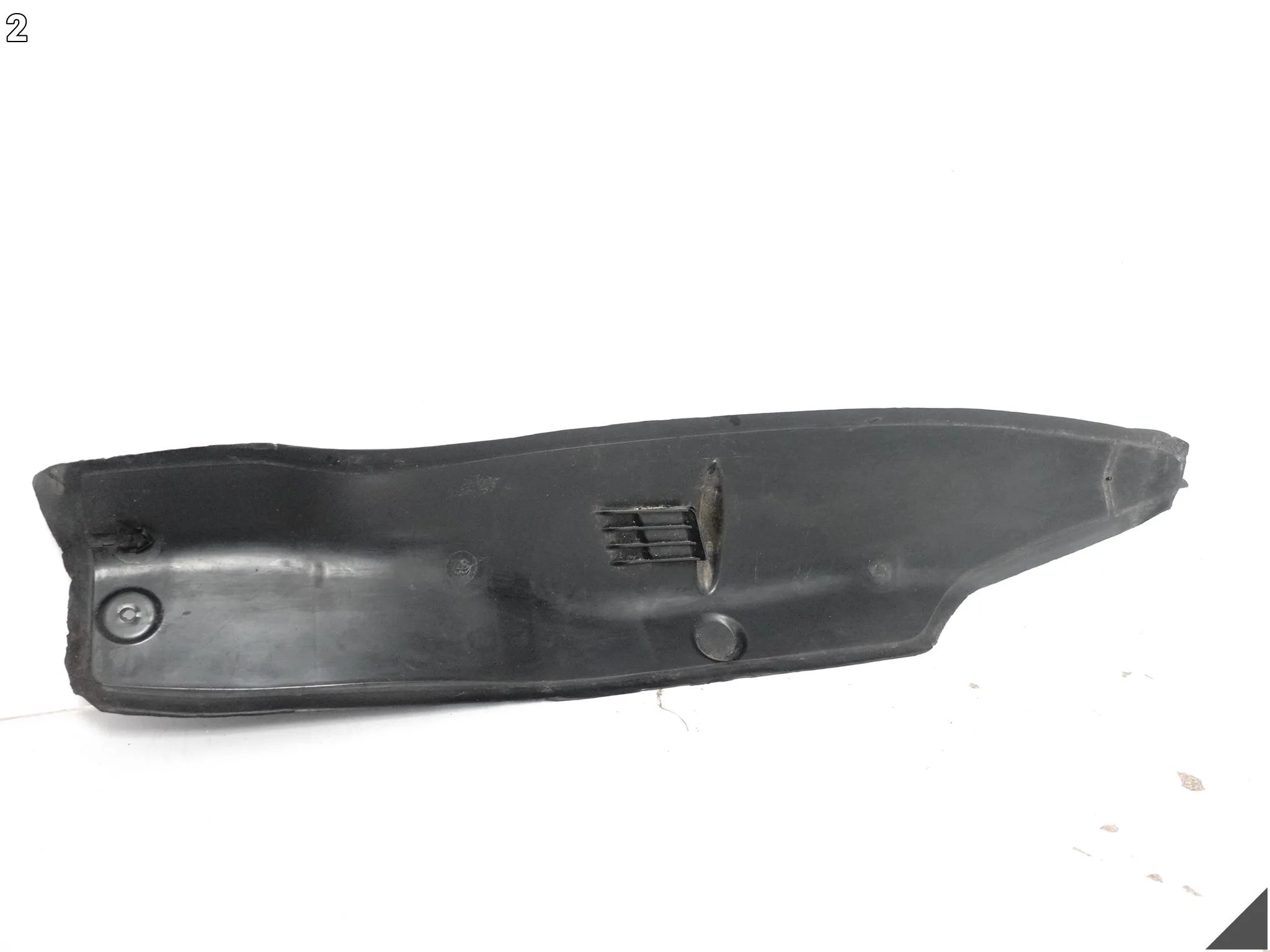 VW POLO IV 6Q0 LIFT 01-10 WYGŁUSZENIE USZCZELKA LISTWA W BŁOTNIK PRZÓD LEWE a9776d09e90cac3e8073adb9295fbd9d