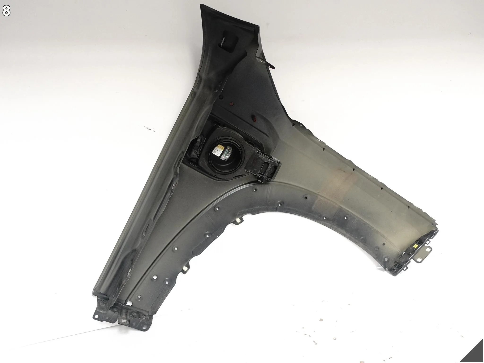 BMW XM G09 XM Label Red 23- BŁOTNIK PRZÓD LEWY P95 + LISTWA TORONTO RED 99254cb0dd3aa7698e5d08b102b29232