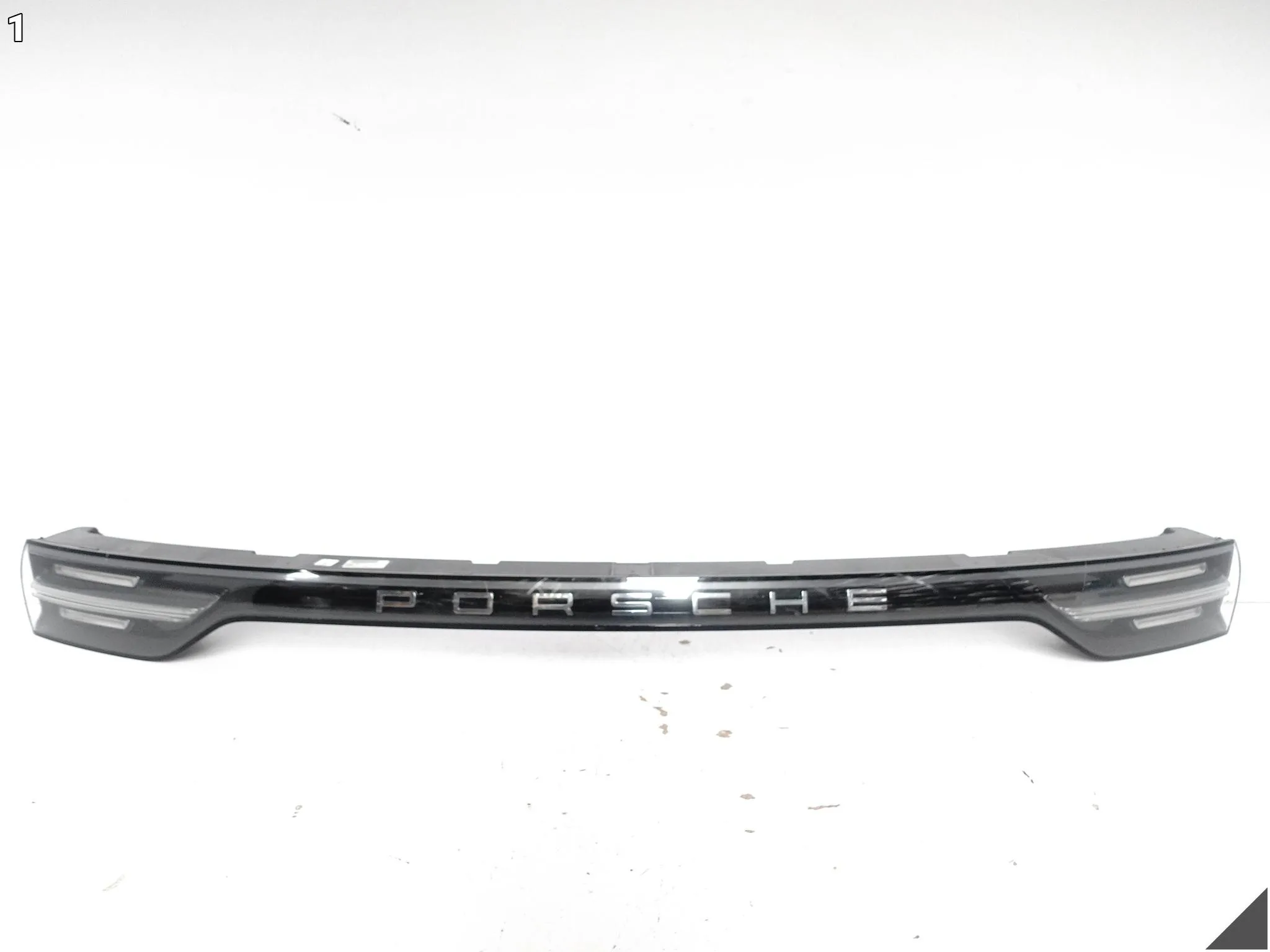 PORSCHE CAYENNE III E3 9Y0 18- LAMPA LED BLENDA KLAPA POKRYWA TYŁ EU CIEMNA ed58397aacde843c926818264fa734e5
