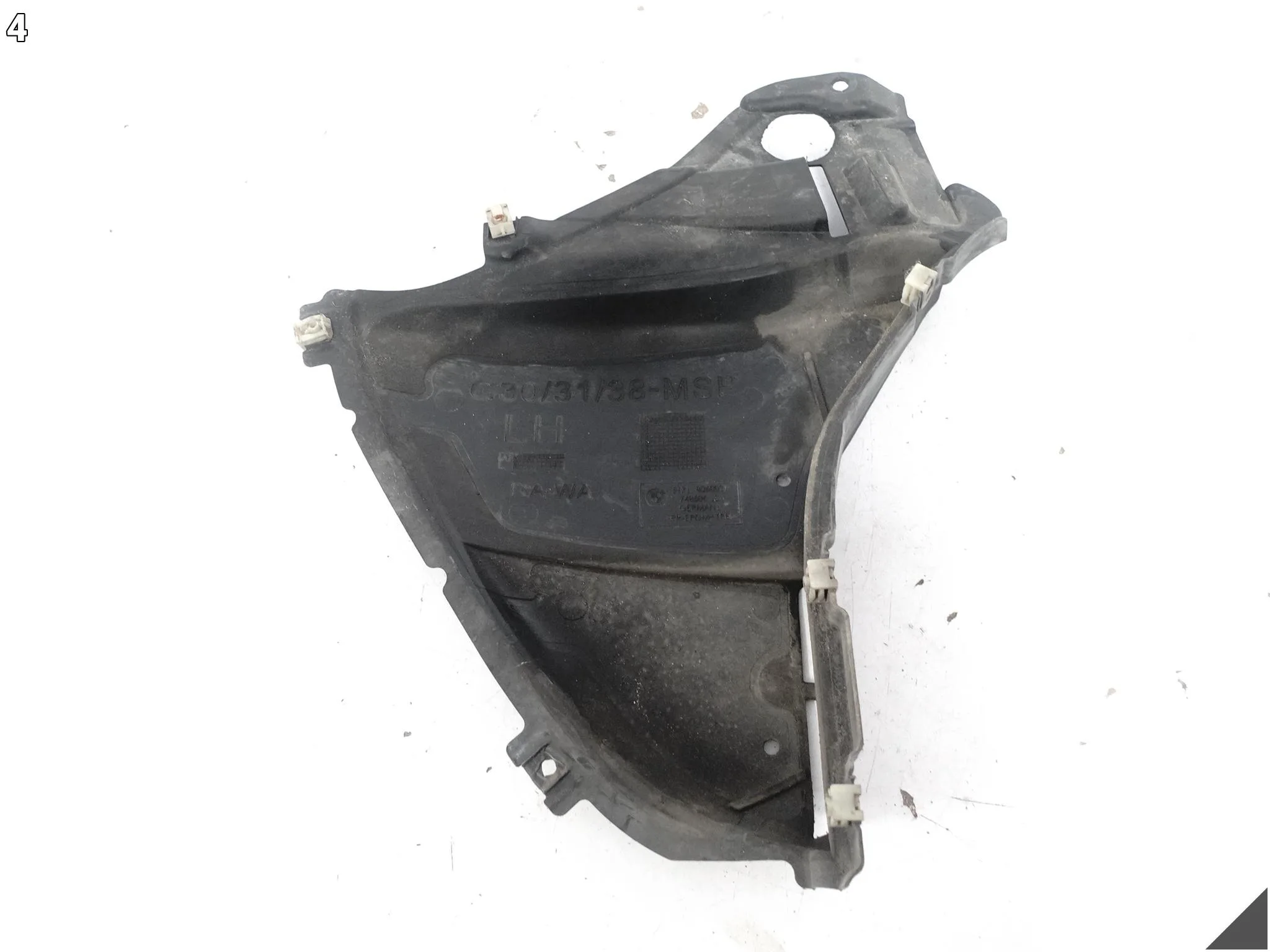 BMW 5 G31 G30 M-PAKIET MSP 17-20 DOLNA OSŁONA TRÓJKĄT NADKOLE PRZÓD LEWA 6071898ba48706fb954c0f340e09e9d8