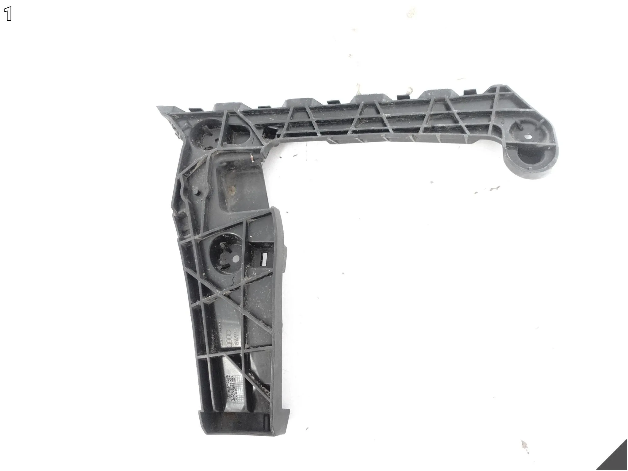 AUDI A4 S4 B9 8W9 AVANT KOMBI LIFT 19-24 ŚLIZG MOCOWANIE W ZDERZAK TYŁ LEWY 54c0e3ddab033a67c2390e6eed63bc74