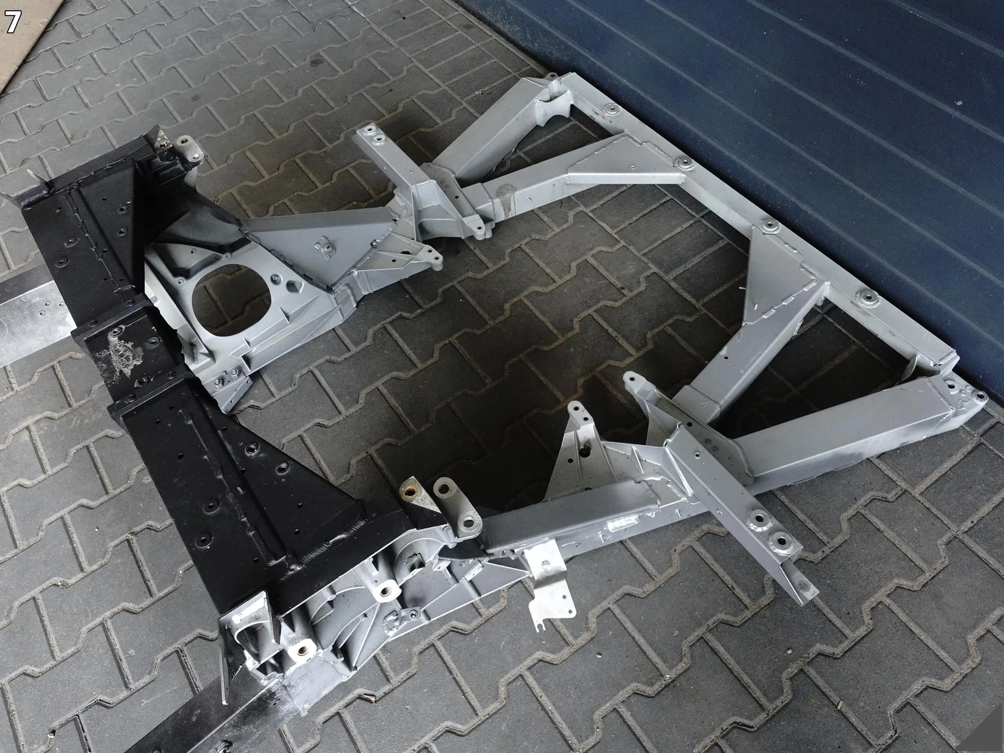 FERRARI 458 ITALIA F142 09-15 RAMA SANKI WÓZEK BELKA WZMOCNIENIE TYŁ 922e03b72ecccf6e084f900e54eab0ec