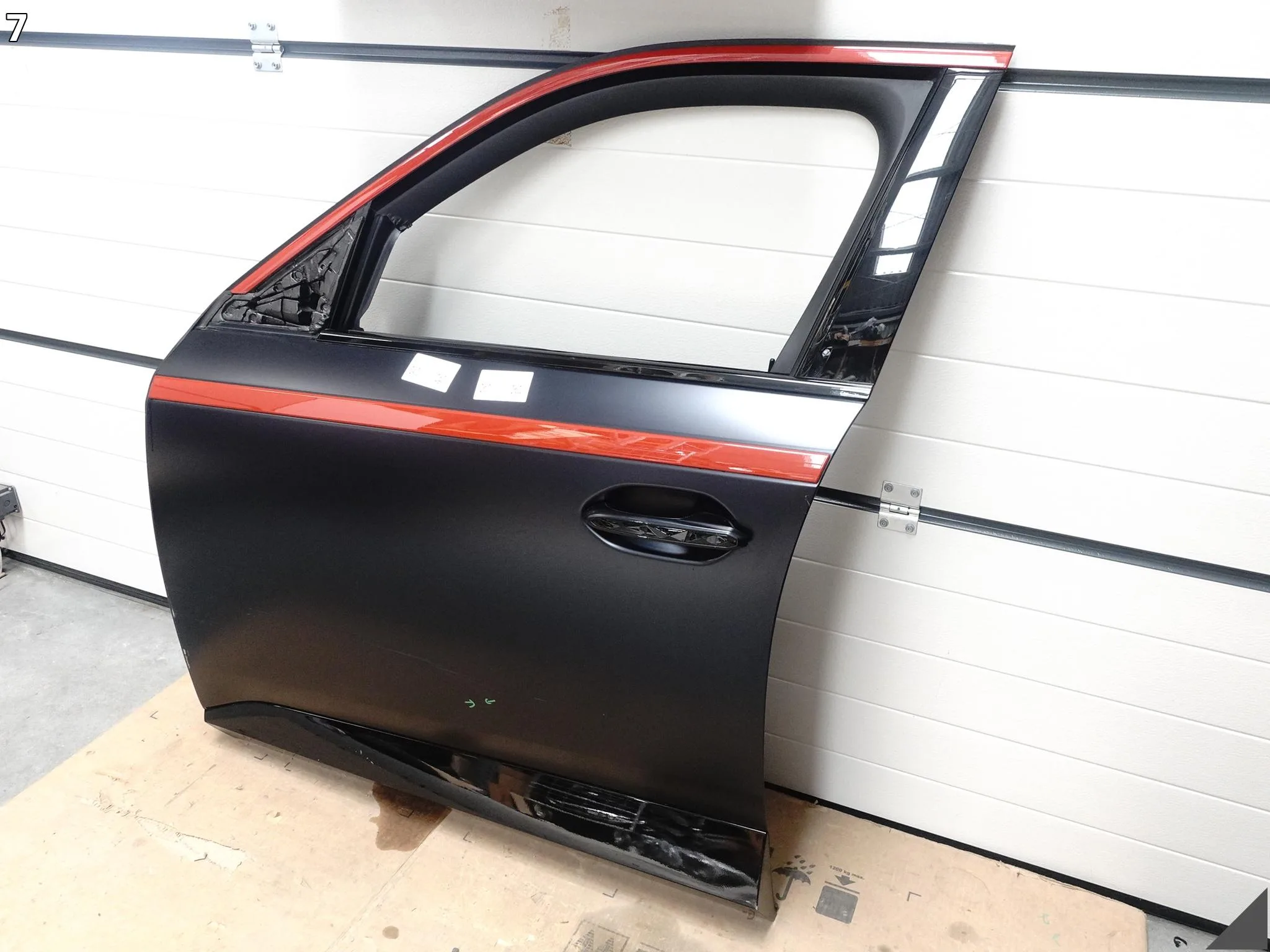 BMW XM G09 XM Label Red 23- DRZWI + SZYBA LISTWY KLAMKA PRZÓD LEWE P95/9 eee4f9db8b544703a74e5dd9c1de9efb