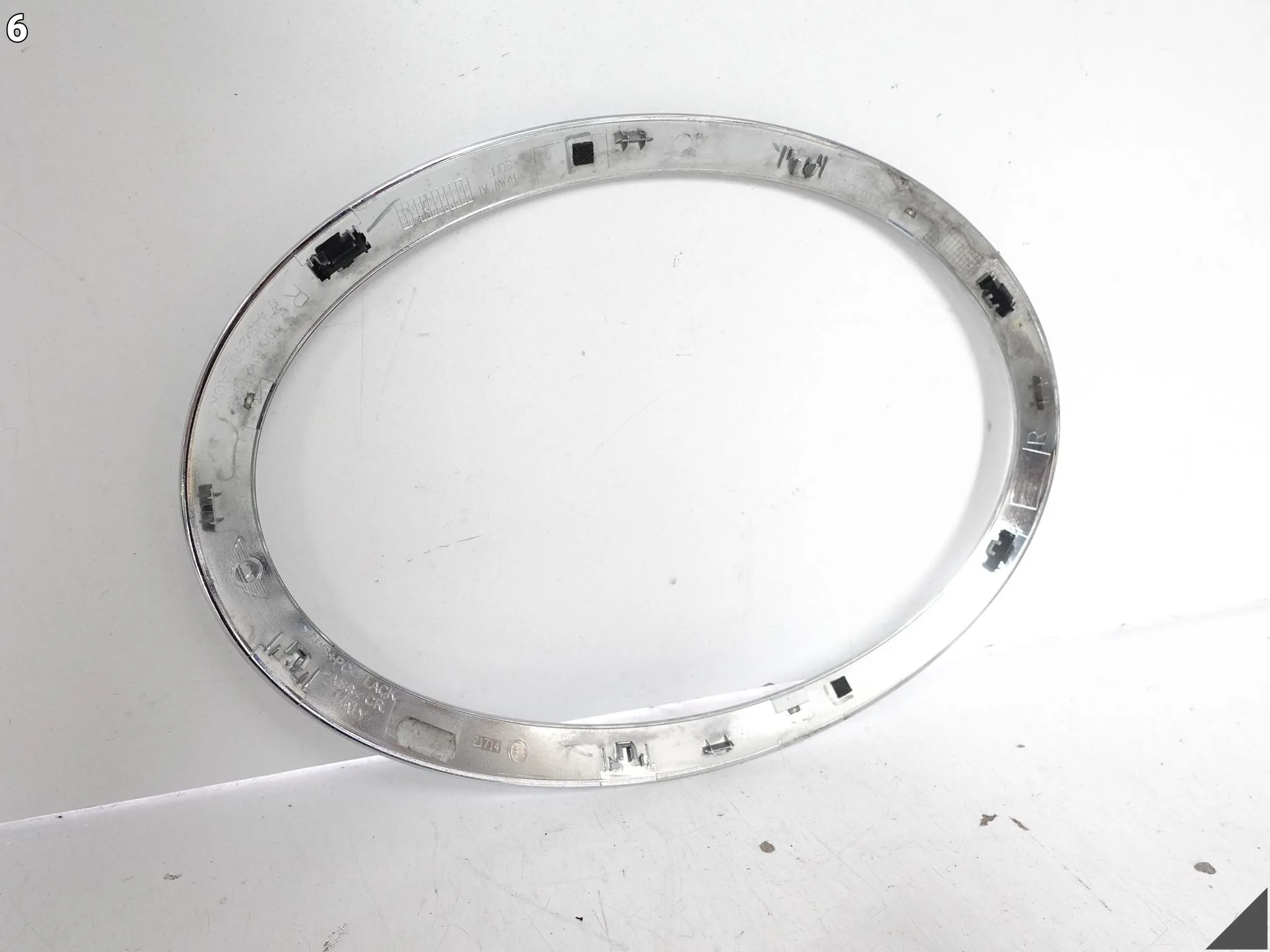MINI COOPER F55 F56 F57 13-24 RAMKA LISTWA OSŁONA LAMPY CHROM PRAWA PRZÓD a4b1f22f9d496bd2b879d994894a7b2d