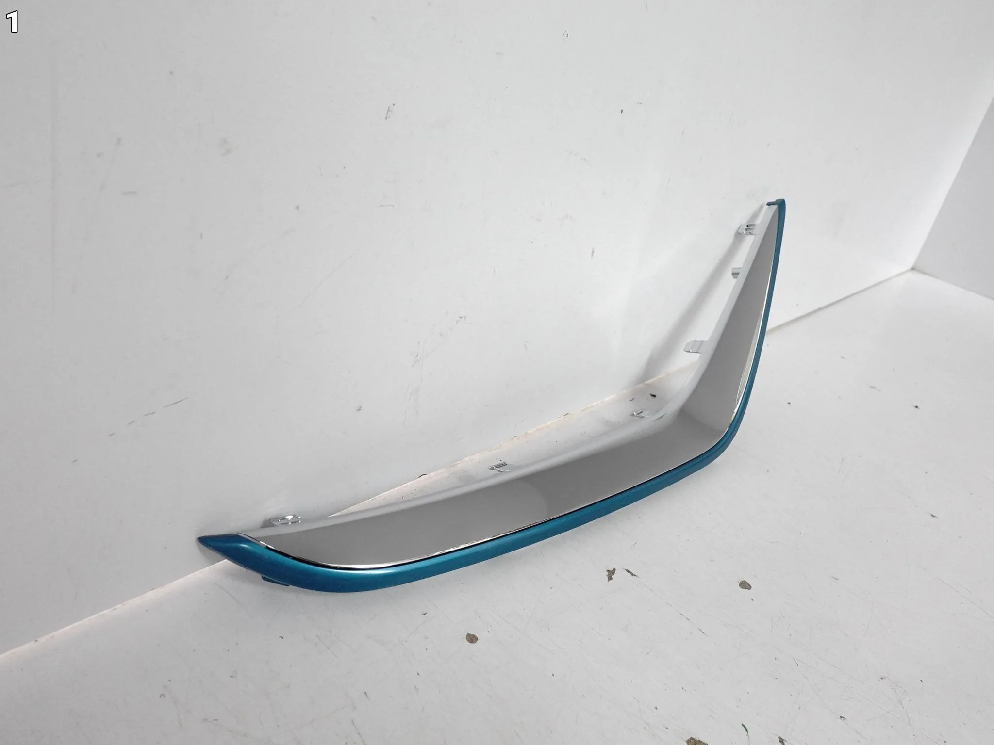 KIA NIRO I DE PHEV 18-19 LISTWA DOKŁADKA SPOILER W ZDERZAK TYŁ LEWA ORG 543359833532be146d7687d0103cbc01