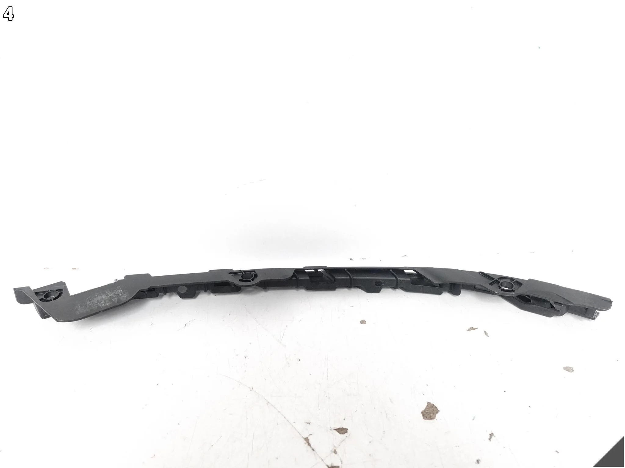 PORSCHE 911 992 19-25 ŚLIZG WSPORNIK LISTWA POD LAMPĘ ZDERZAK PRZÓD PRAWY 68c008b0cd144d39c800f43f959d70cd