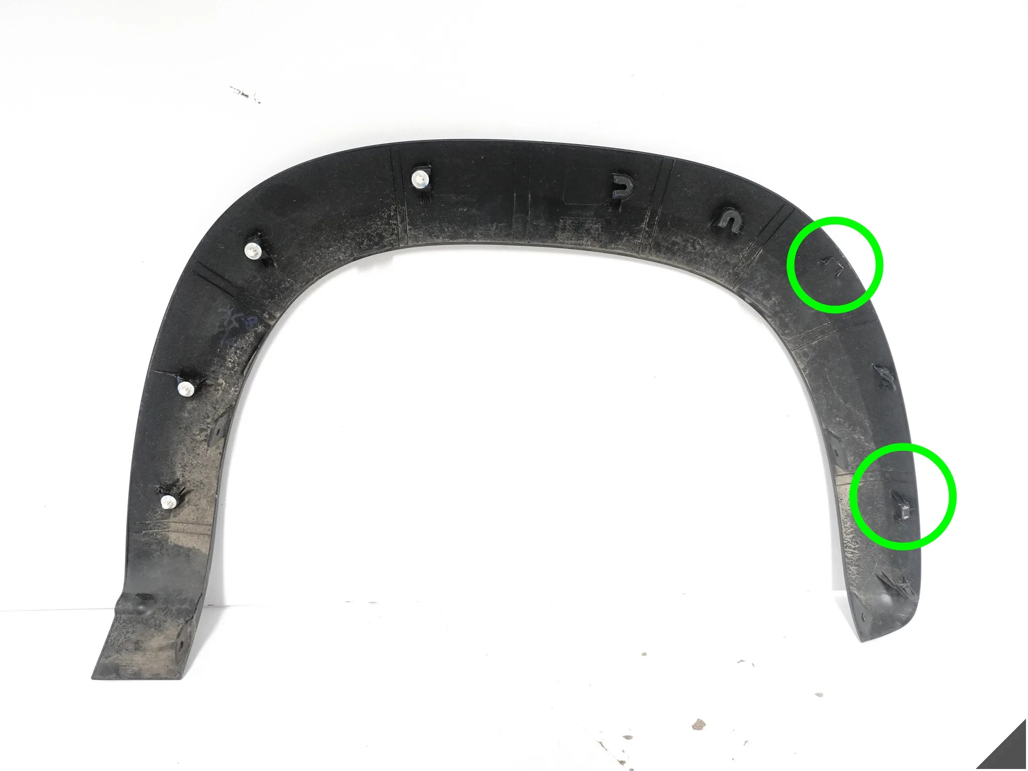 DACIA SPRING 21- LISTWA NAKŁADKA NA BŁOTNIK LEWA PRZÓD 638139334R 52a6ff43856ca23ff929dc8365cf707b