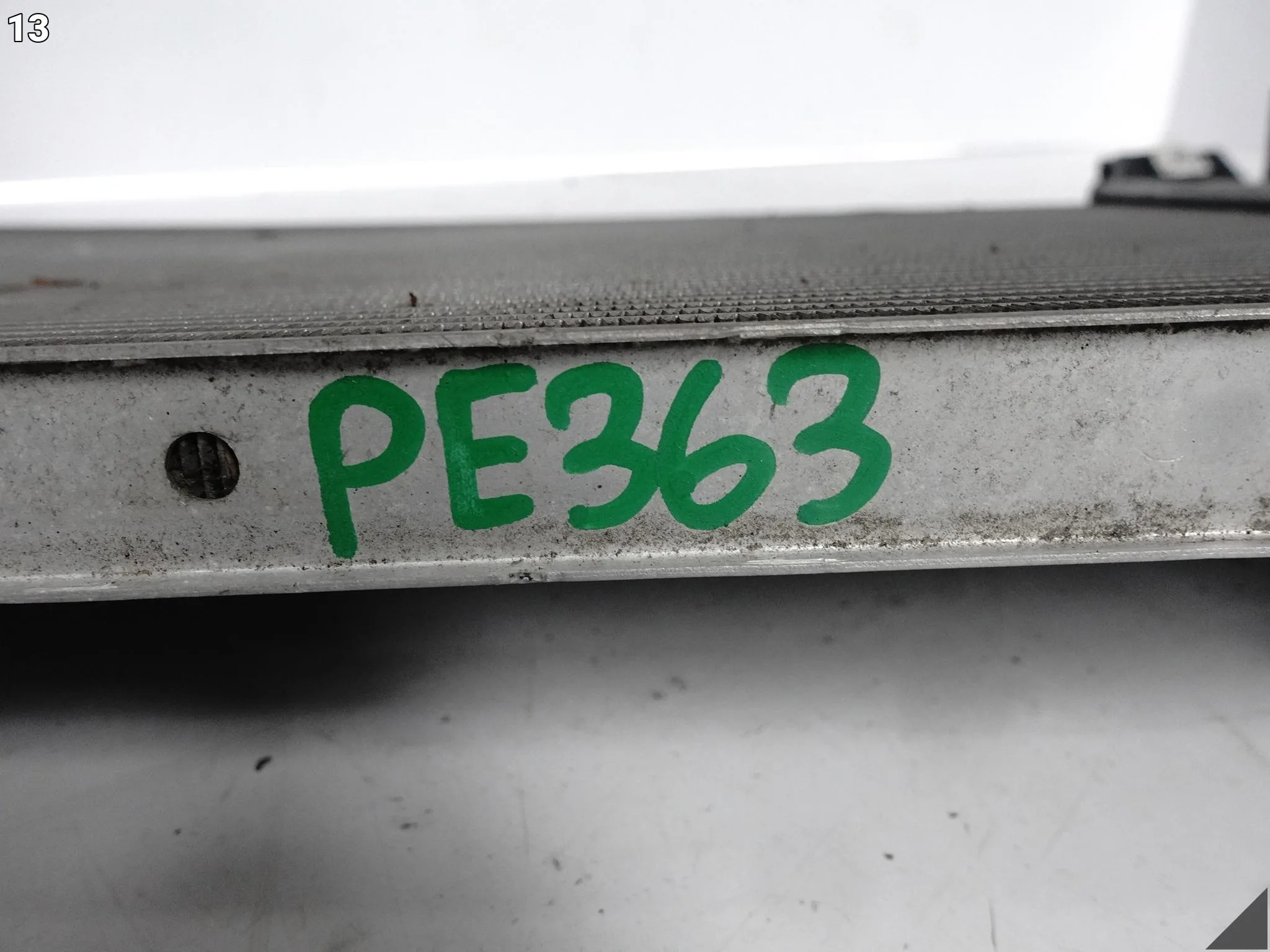 BMW F39 F40 F44 F45 F46 F48 MINI F54 F60 CHŁODNICA WODY 8586324 5058ba7555e80a51d78147f7266315d0
