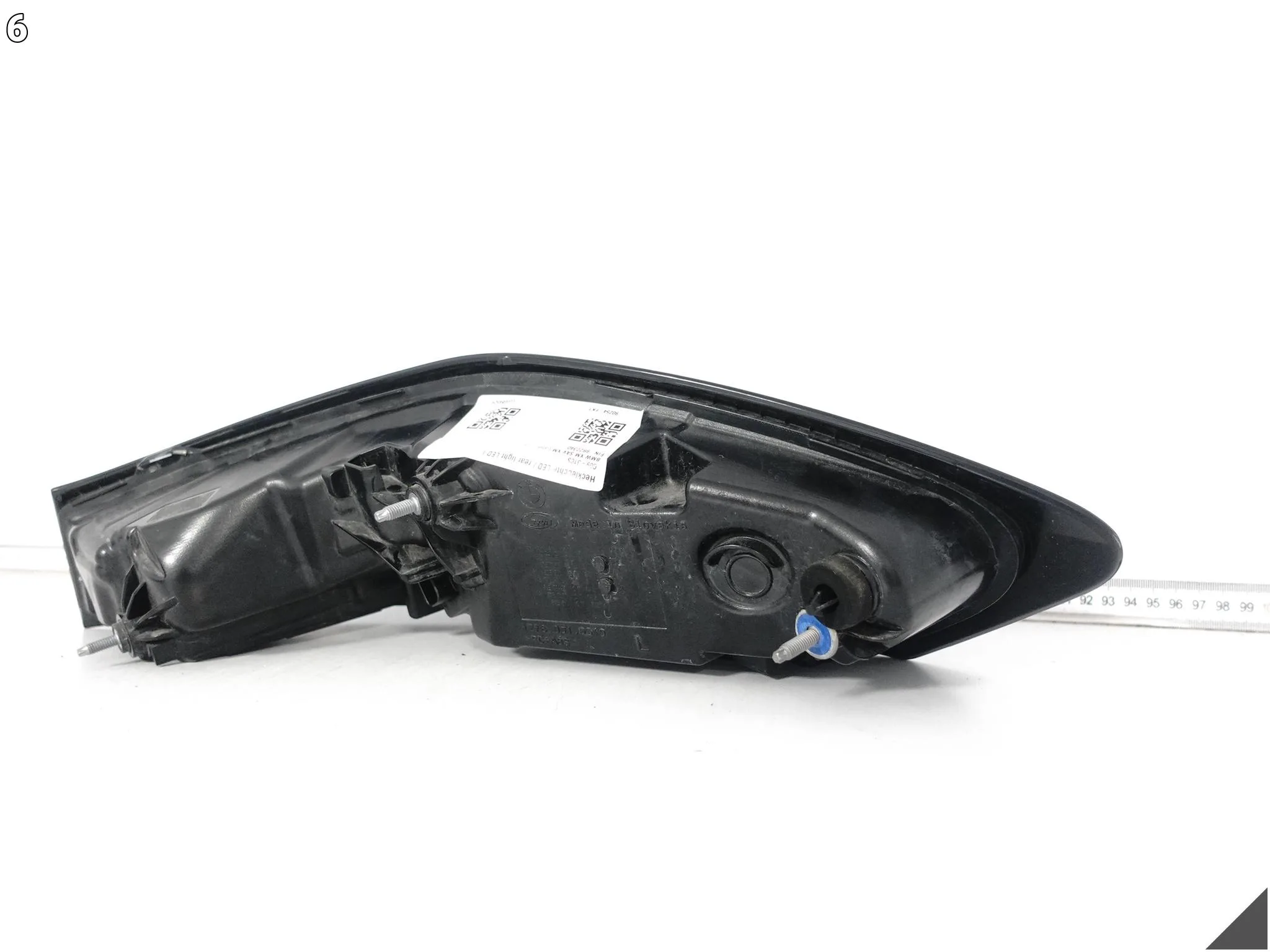 BMW XM G09 22- LAMPA LED W BŁOTNIK TYŁ LEWA DEMONTAŻ EUROPA 38036f383a620ba676246285be803d35
