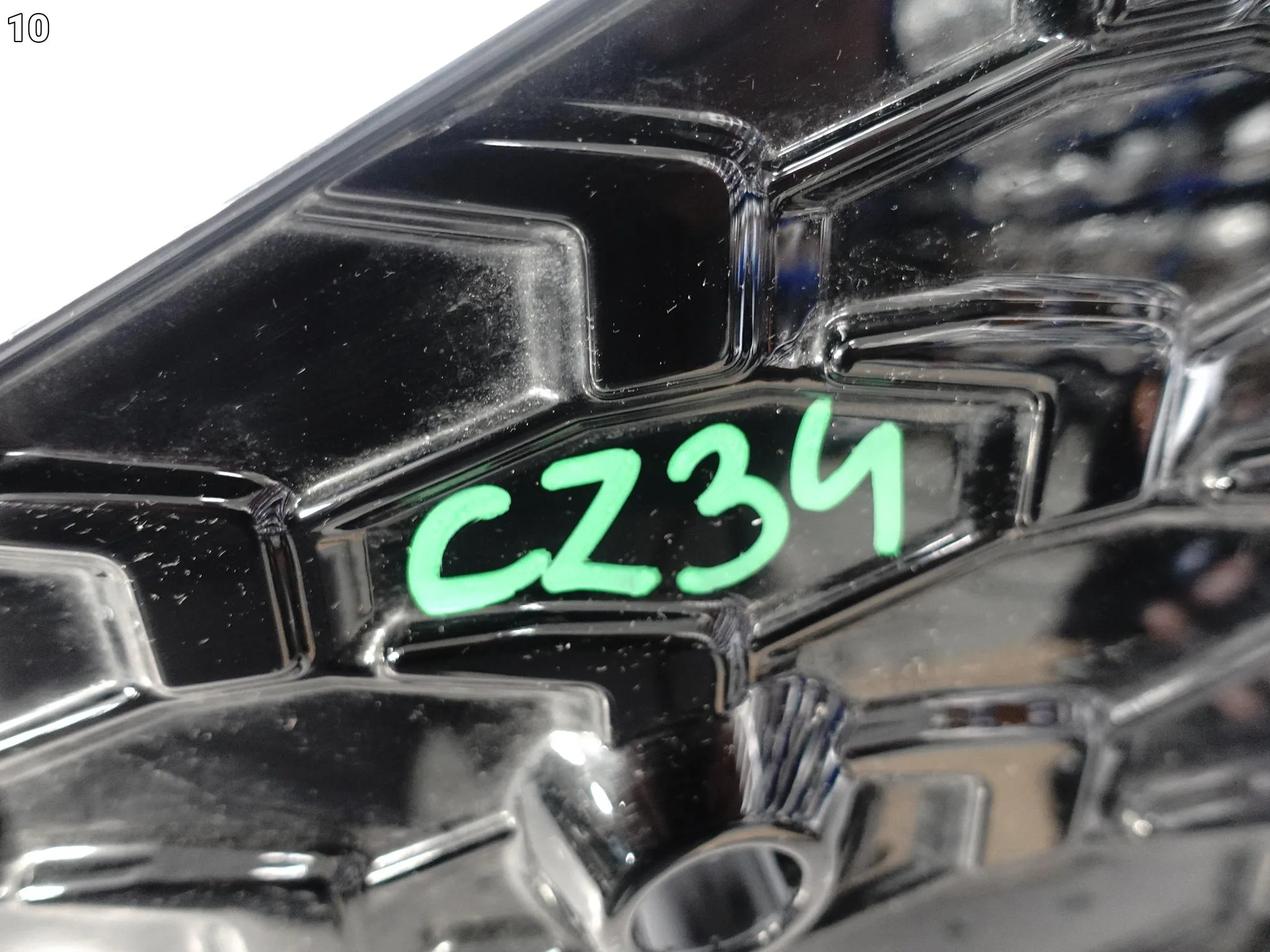 AUDI Q3 83H FJ S-LINE 25- KRATKA OSŁONA LISTWA ATRAPA BLENDA W ZDERZAK TYŁ 04044b1b19eafbb4d1de3a3c3067c58b