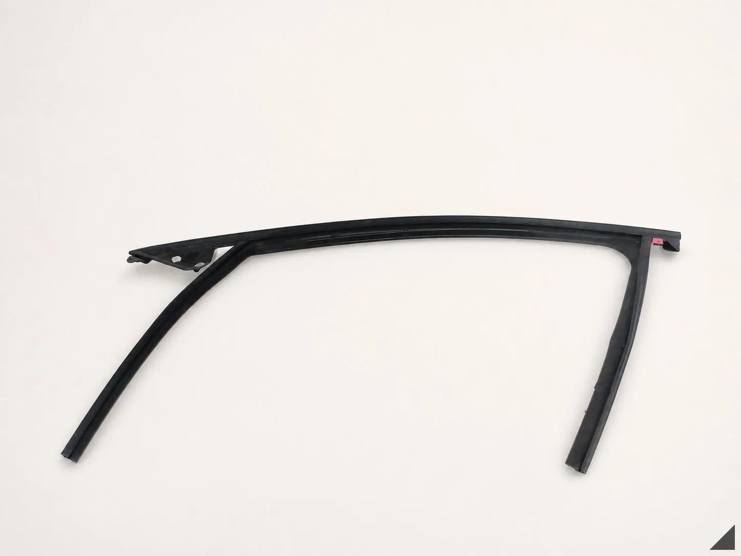 MAZDA CX-60 22- USZCZELKA SZYBY RAMKA OSŁONA DRZWI LEWA PRZÓD C0HG-Z04 b2d63c9acc44fc65431ec7557d5114cf