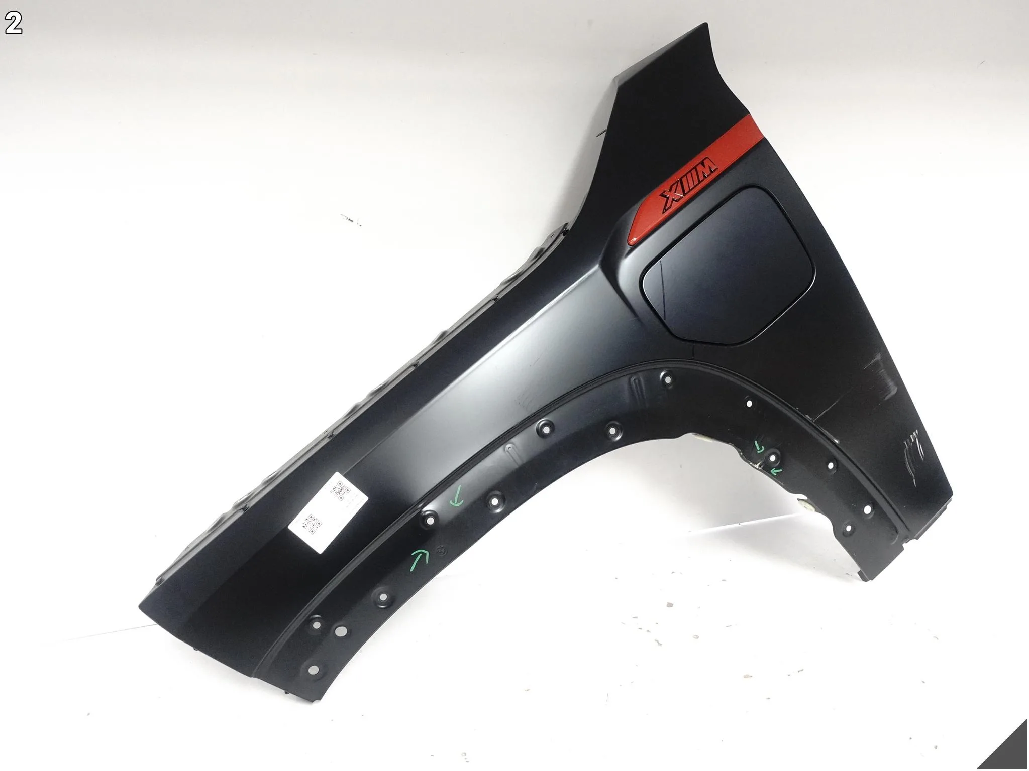 BMW XM G09 XM Label Red 23- BŁOTNIK PRZÓD LEWY P95 + LISTWA TORONTO RED 9431a9a9ee55d3a6b51bea789d6b8a4b