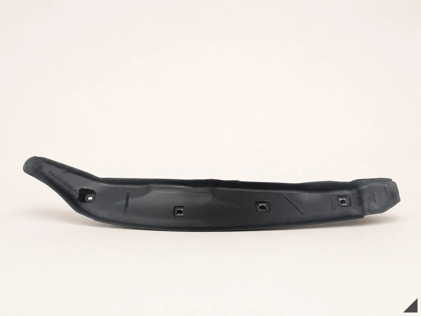 BMW XM G09 22- LISTWA USZCZELKA WYGŁUSZENIE BŁOTNIK PRZÓD LEWA e67446fec87604df63f62a1eb86803a9