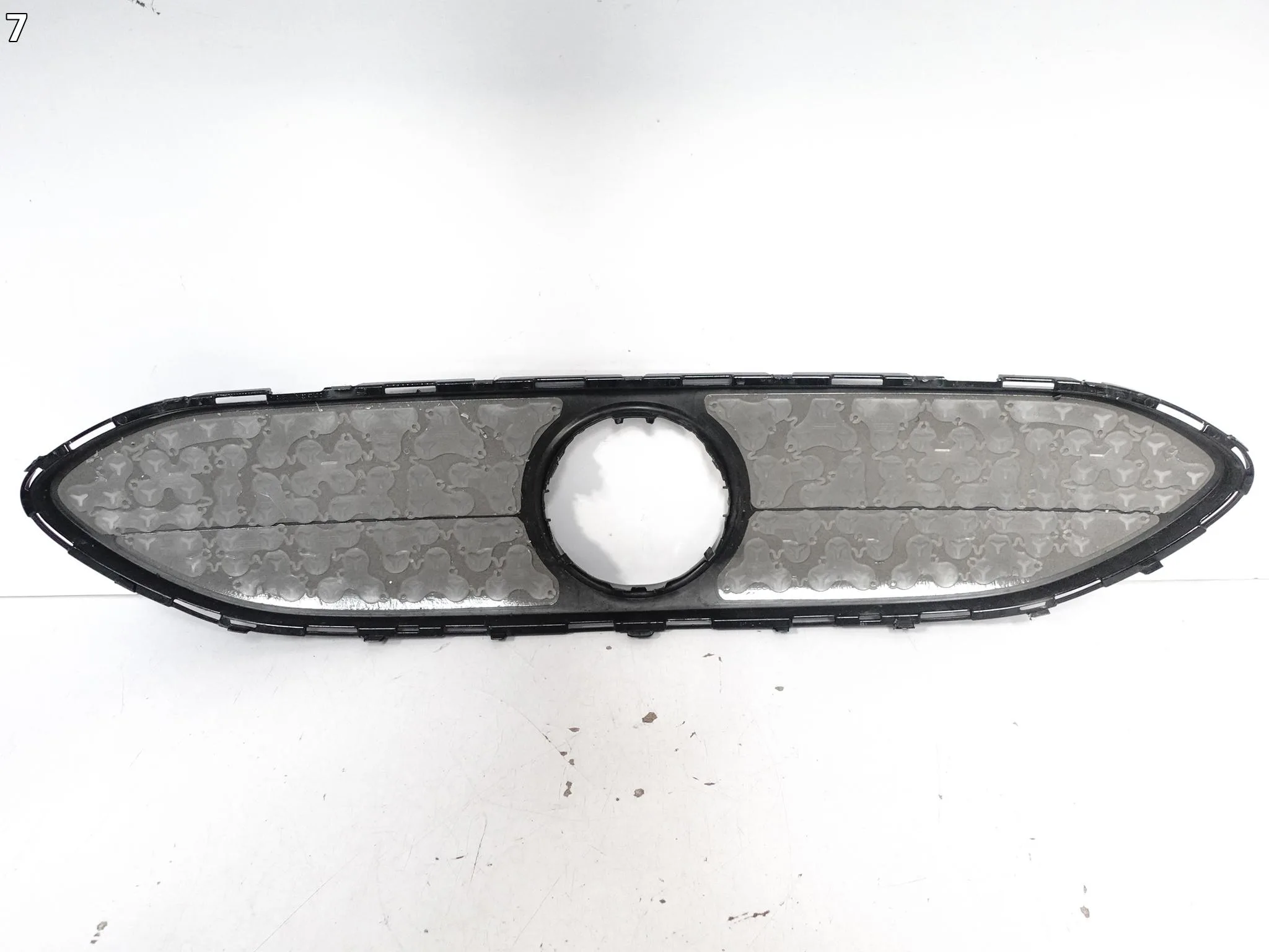 MERCEDES CLA III C178 C174 X178 X174 AMG 25- GRILL ATRAPA W ZDERZAK PRZÓD ad557736d75eff464e198d399d205a74