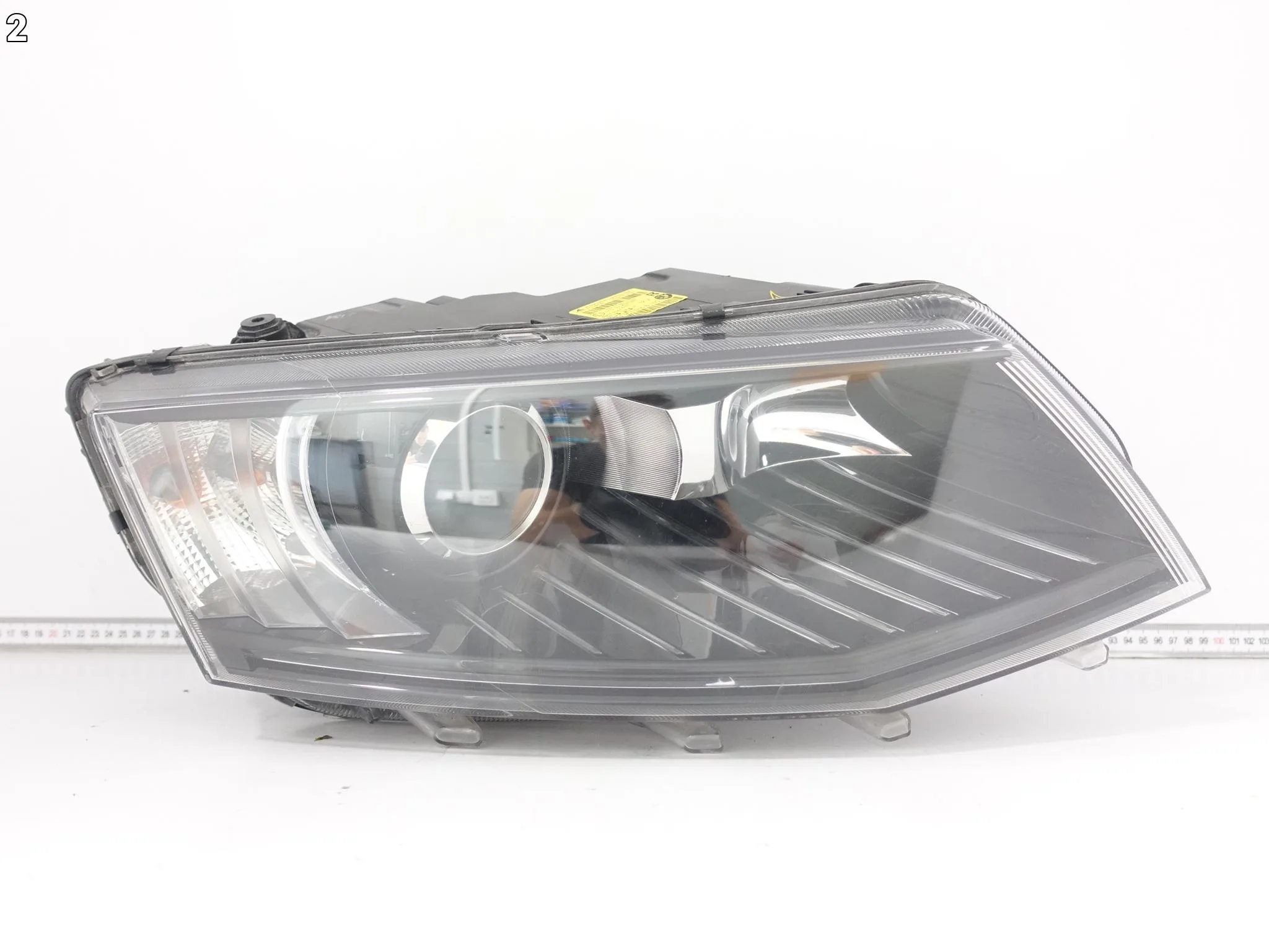 SKODA OCTAVIA III 5E1 12-16 LAMPA HEADLIGHT XENON + LED PRAWA PRZÓD EUROPA aeb770fb5879b47b0302611d948c0ce3