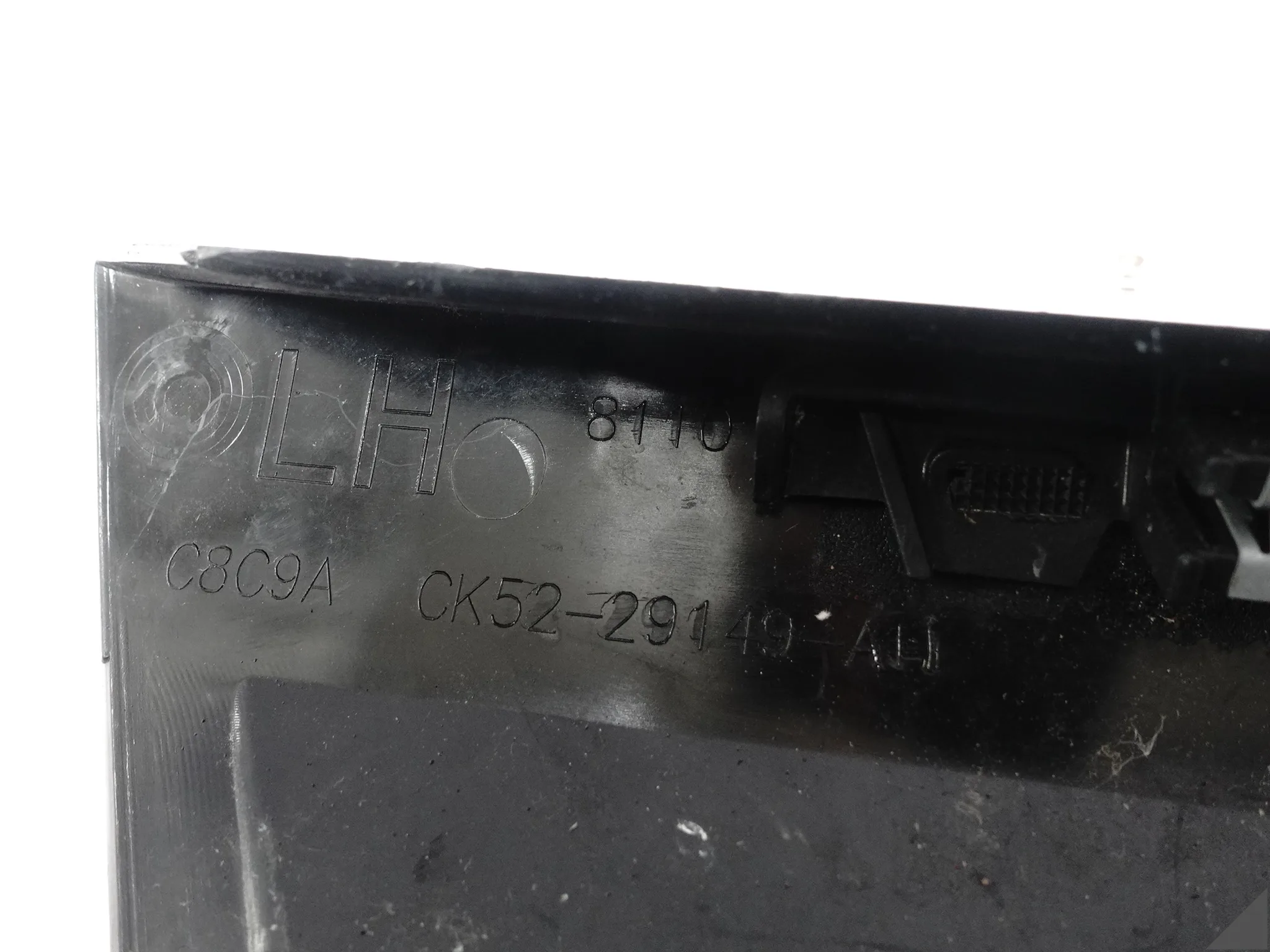 RANGE ROVER VOGUE L405 12-21 LISTWA OSŁONA NAKŁADKA POSZYCIE SŁUPKA D LEWA 5bc8f7b86d700f0e470038fc59c7c64f