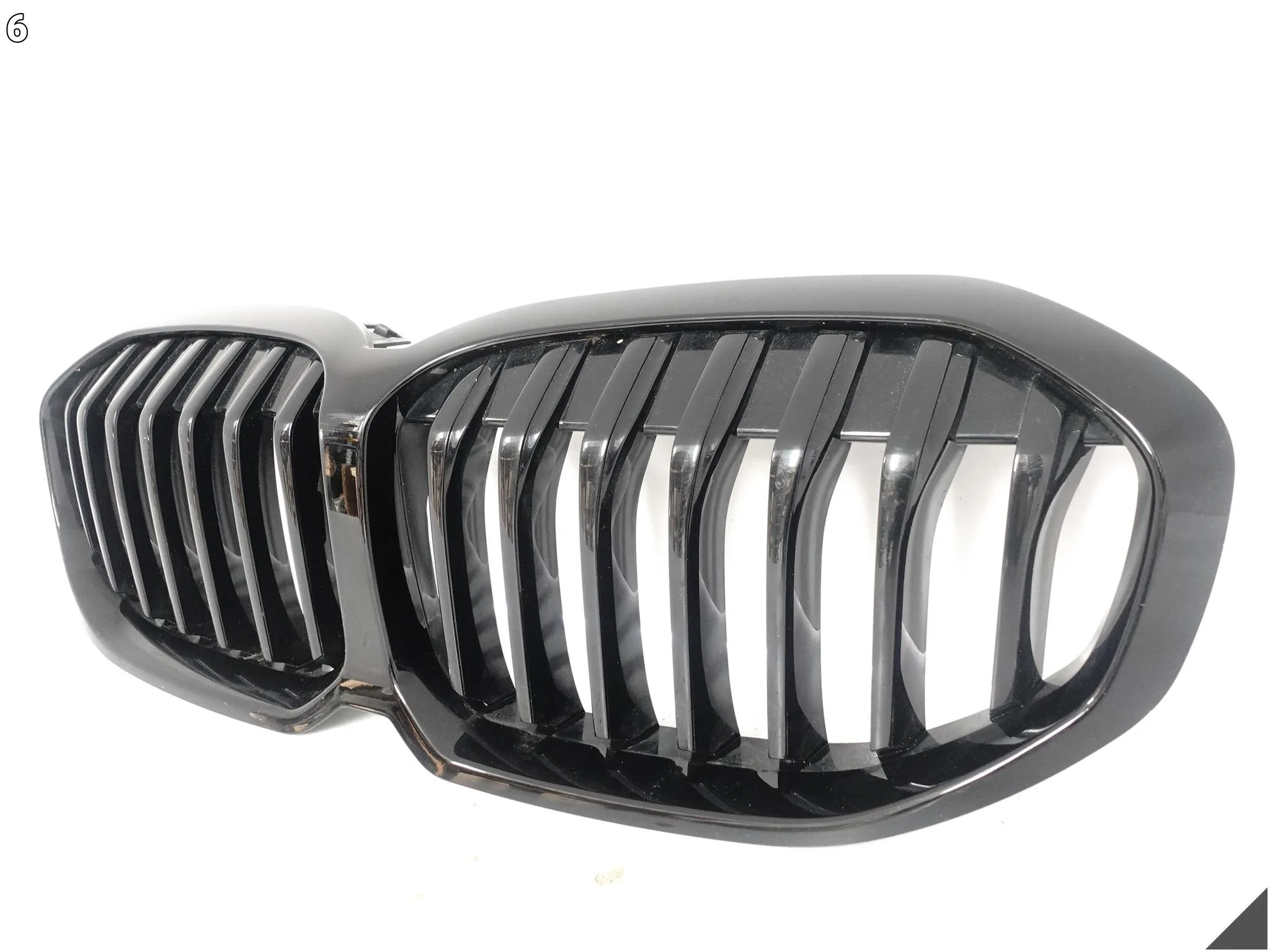 BMW 1 F40 19-24 GRILL ATRAPA WLOT NERKI KRATKA W ZDERZAK PRZÓD SHADOWLINE 8376620e244ee7246dd7d6d4c292e202