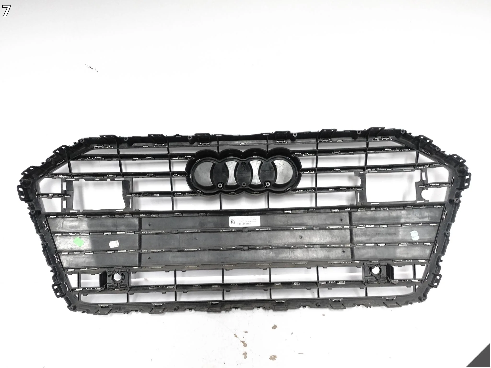 AUDI A6 S-LINE C8 4K0 18-23 GRILL ATRAPA KRATKA WLOT W ZDERZAK PRZÓD CHROM bfac87b1579d4fad08b2fea20b6bf98f