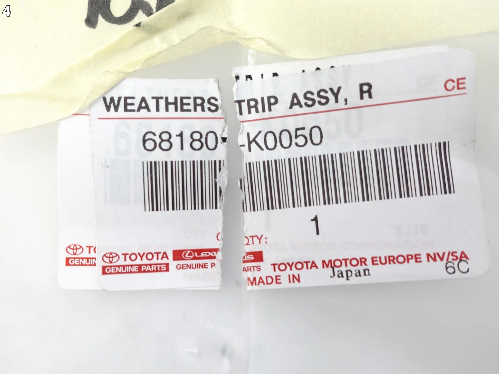 TOYOTA YARIS IV XP210 19- LISTWA ZGARNIAJĄCA SZYBY DRZWI TYŁ PRAWA ORG 42cde29e3dbe69135145d03af64a7a37