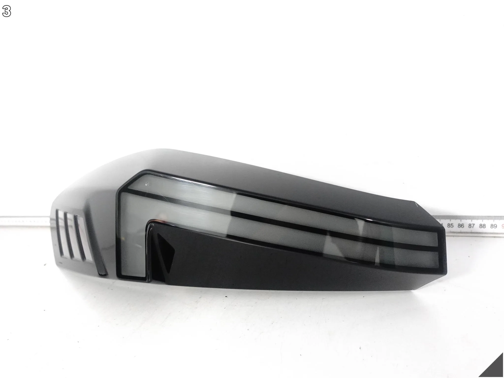 BMW XM G09 22- LAMPA LED W BŁOTNIK TYŁ LEWA DEMONTAŻ EUROPA 58dc8eceb11bbdc31cb68dca9d19e66f