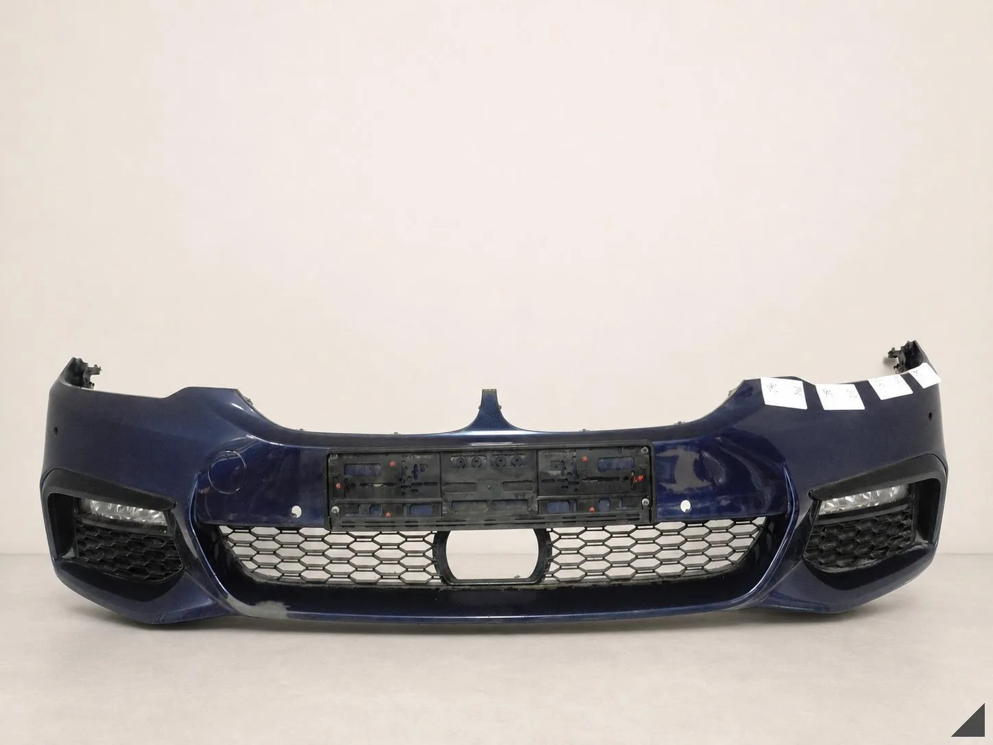 BMW 5 G30 G31 M-PAKIET MSP 17-20 ZDERZAK PRZÓD + KRATKI + LED 6xPDC C10 2b4736bd6ae25263f8d0ee6675c3500d