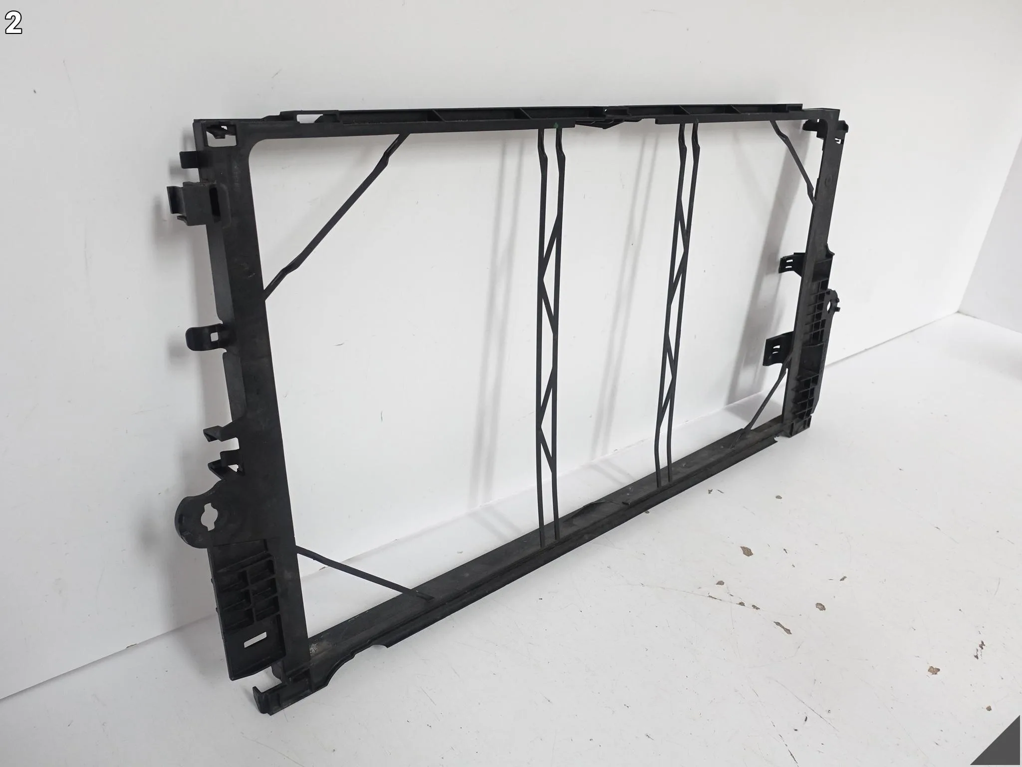 VOLVO XC90 II 15-24 MOCOWANIE RAMKA CHŁODNICY PAS PRZEDNI 313387421 158c7662bd7178e48c5918928f2691af