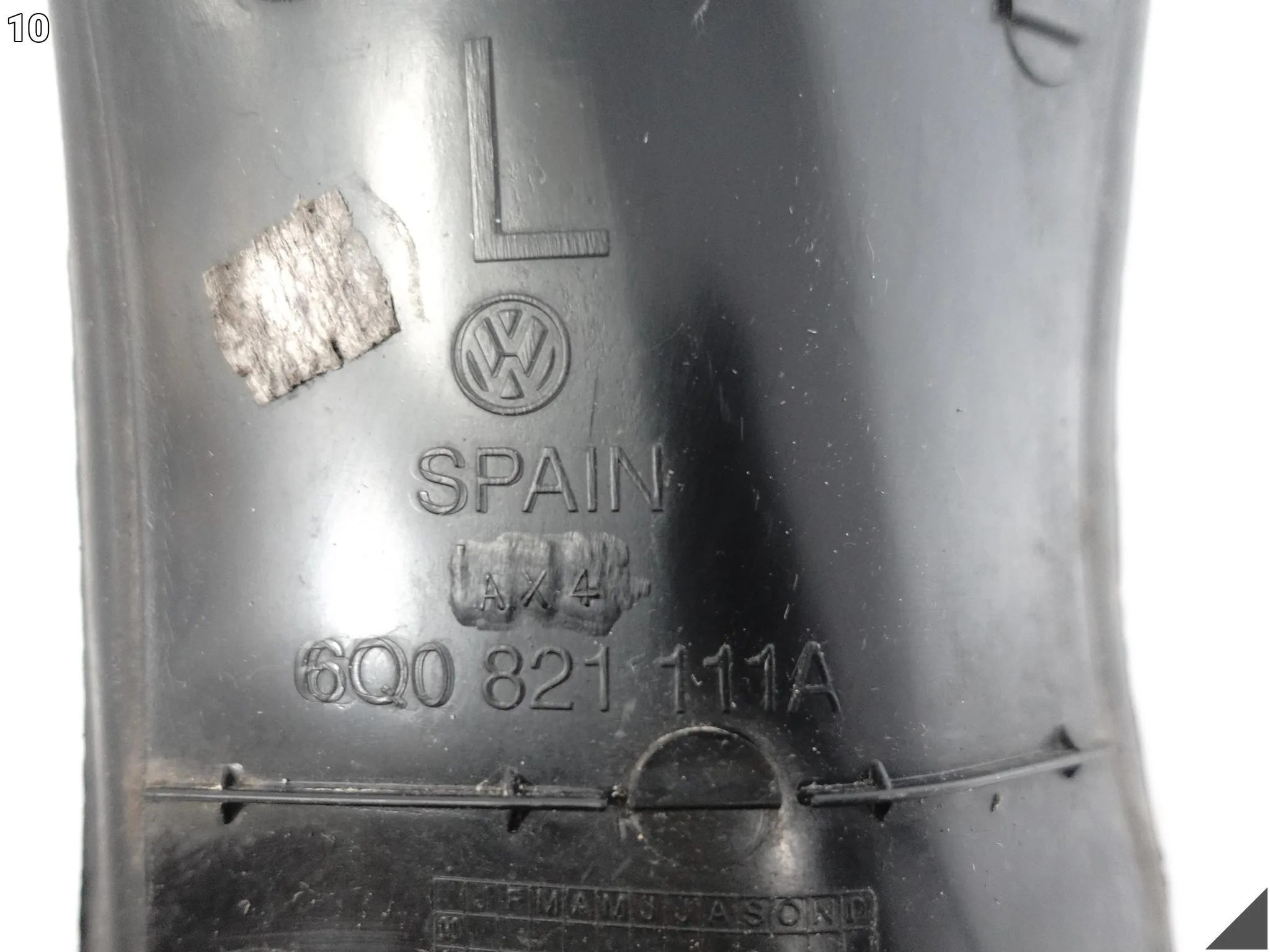 VW POLO IV 6Q0 LIFT 01-10 WYGŁUSZENIE USZCZELKA LISTWA W BŁOTNIK PRZÓD LEWE 30e8fe9cc75e7deec05f168516b9a5af