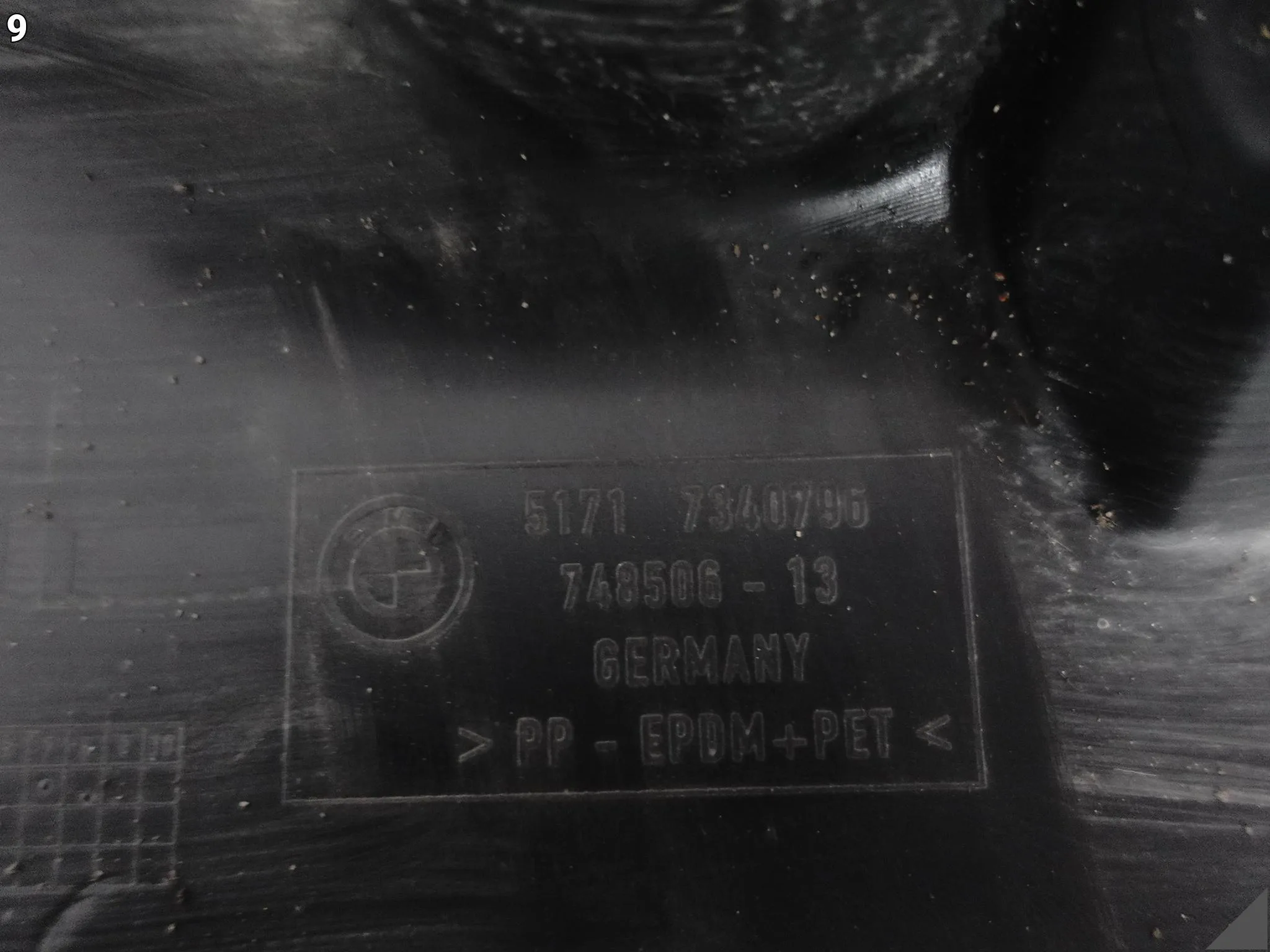 BMW 5 G31 G30 LIFT 17-23 NADKOLE OSŁONA POSZYCIE WNĘKI KOŁA PRZÓD PRAWE 24ccc3cbd87075c0fa523c37580a98ea