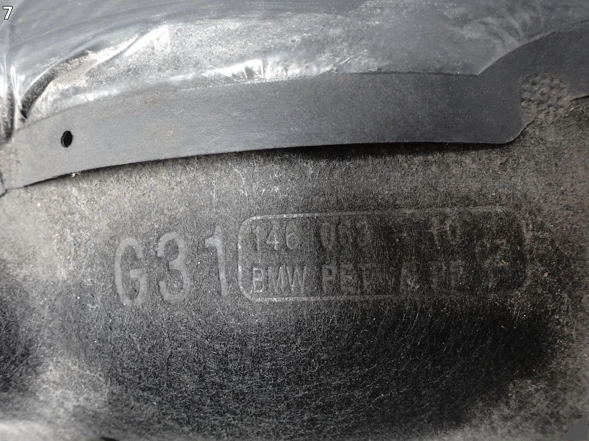 BMW 5 G31 TOURING LIFT 17-23 NADKOLE OSŁONA POSZYCIE WNĘKI KOŁA TYŁ LEWE 35272c22c15d69179b561908bf788eb1
