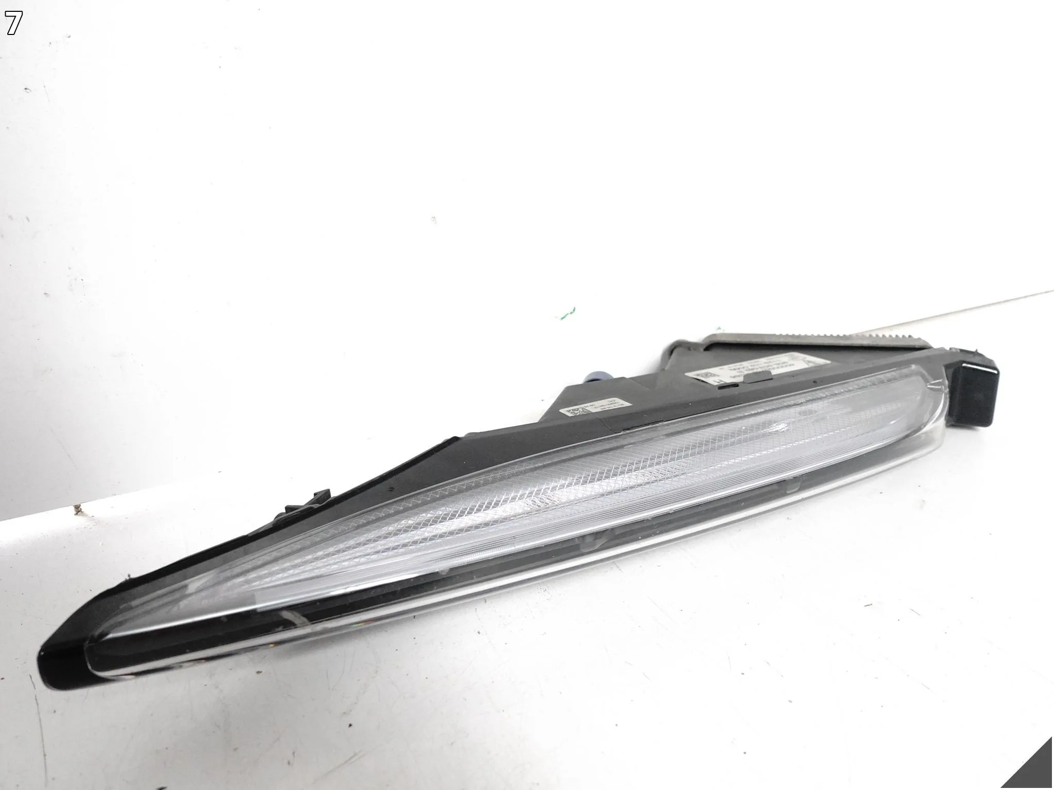 PORSCHE MACAN I 95B LIFT 19- LAMPA LED DRL KIERUNKOWSKAZ W ZDERZAK PRZÓD R 6aa30e23a010c6b59a0159a897d91d7e