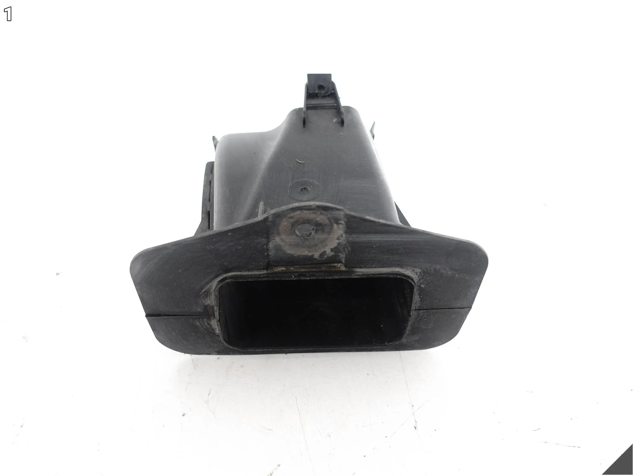 BMW 5 G31 G30 M5 F90 M8 F91 F92 KANAŁ POWIETRZA CHŁODZENIE HAMULCA PRZÓD R a55b36d548478a5ed905d17bb842d5e7