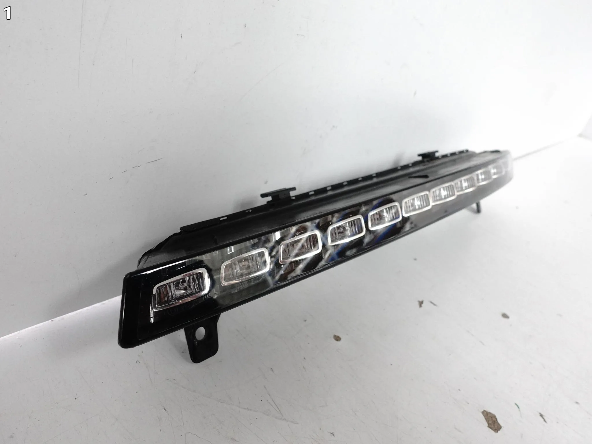 AUDI Q7 4L0 LIFT 09-15 KIERUNKOWSKAZ MIGACZ LED W ZDERZAK PRZÓD LEWY ORG c1c4e149d0abfa8a51b4eab33f3cbaec
