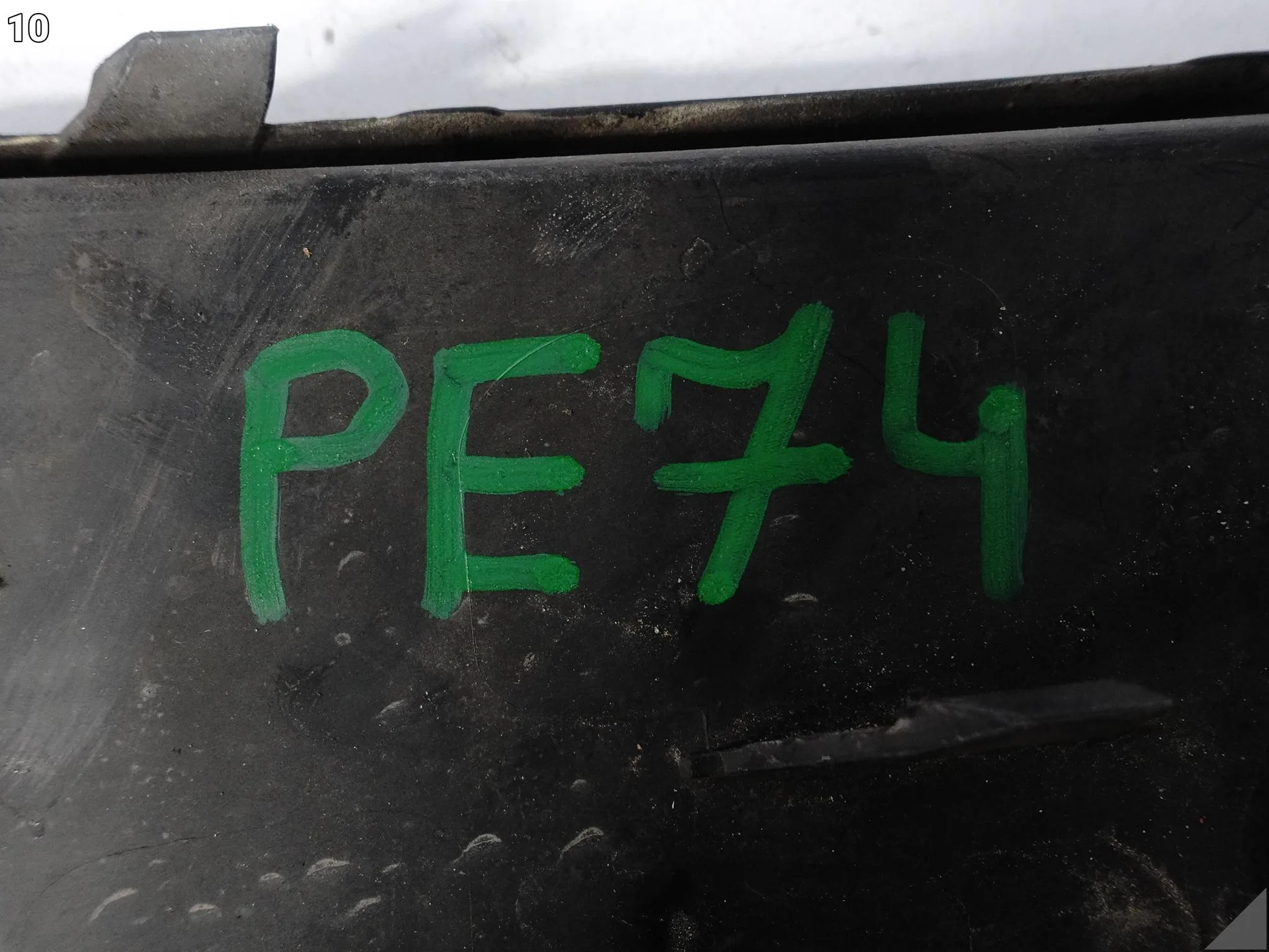 SKODA SCALA 657 19-23 KRATKA ATRAPA WLOT W ZDERZAK LEWA PRZÓD 657807681A 214a8c30dfecfe2390c7bd26532a4809