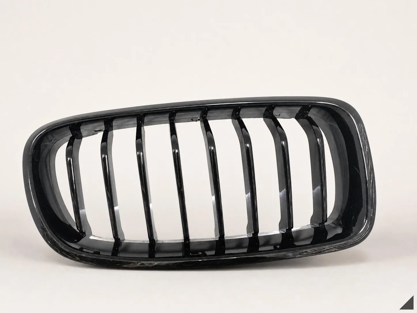 BMW 3 F30 F31 M-PAKIET 11-18 GRILL ATRAPA NERKA WLOT PRAWA PRZÓD *TAIWAN* 9694300e770fd3f3e7ac9a8ffdac9fcd