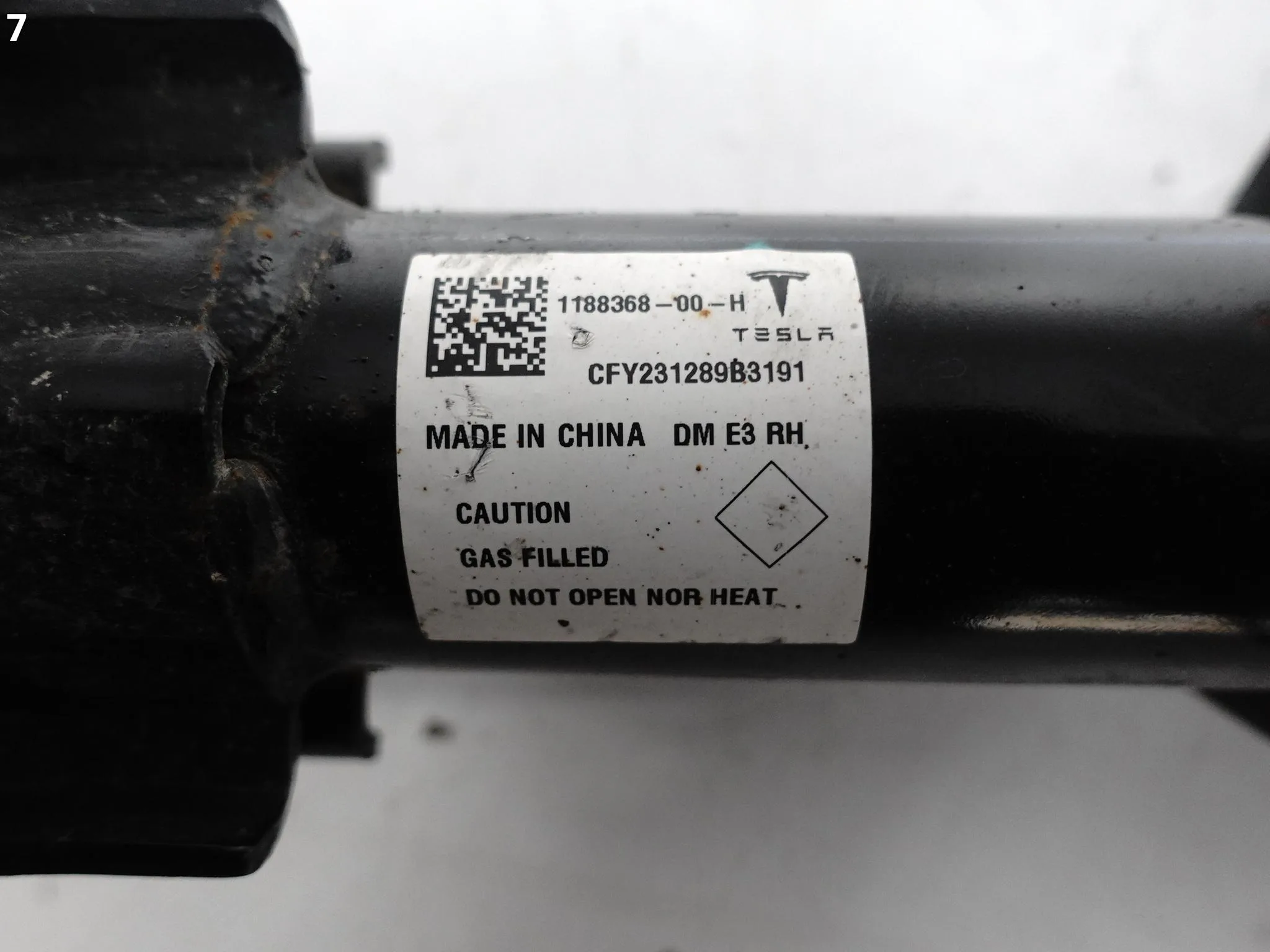 TESLA MODEL Y 20-25 AMORTYZATOR ZAWIESZENIE SPRĘŻYNA PRZÓD PRAWY ORYGINALNY cccdada00401190f1107ad0fb5f81f88