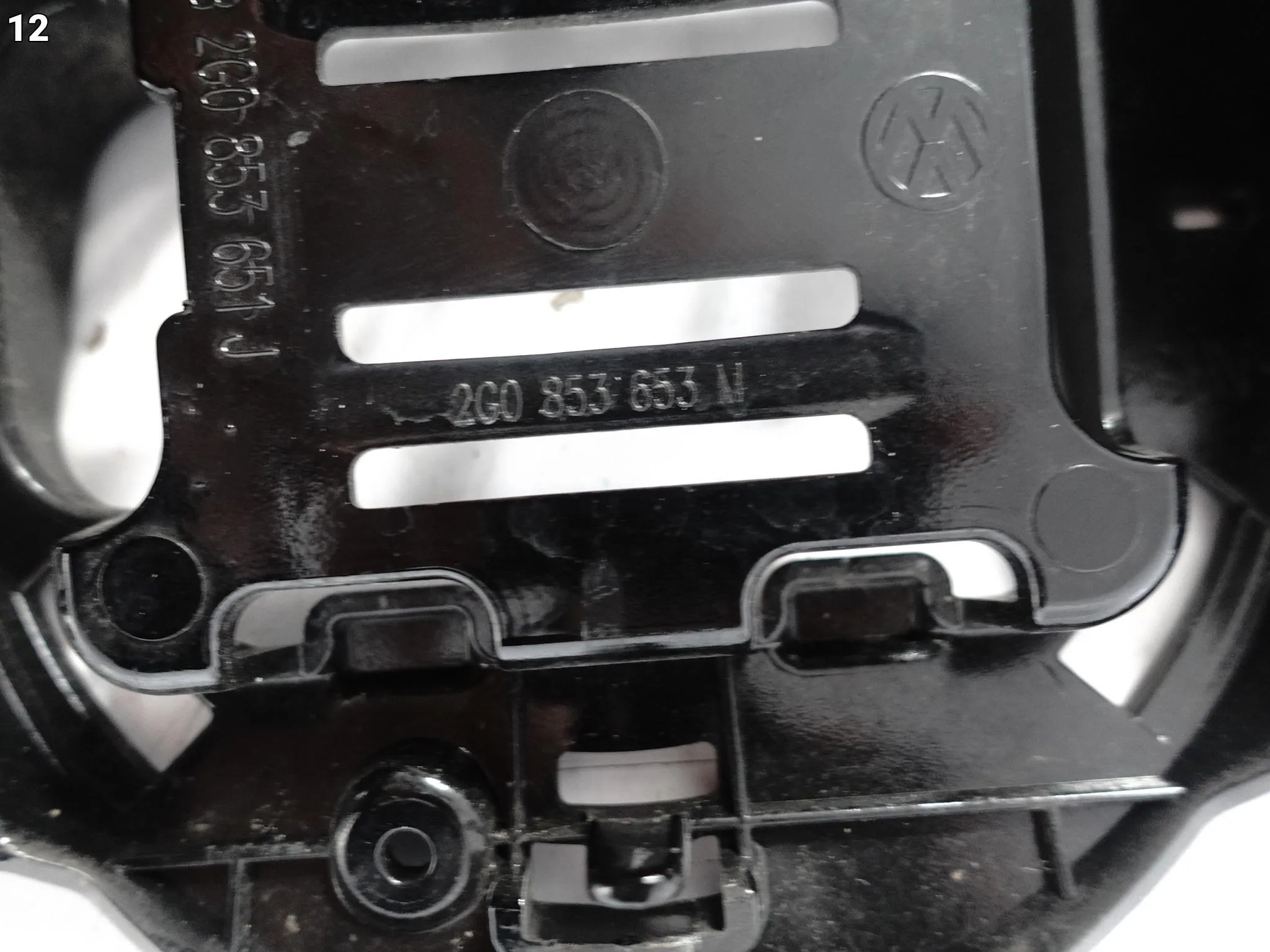 VW POLO VI 6 2G 2G0 GTI 17-21 EMBLEMAT GRILL ATRAPA KRATKA W ZDERZAK PRZÓD 2fa177db1ac8a1a7b888279c3c43e704