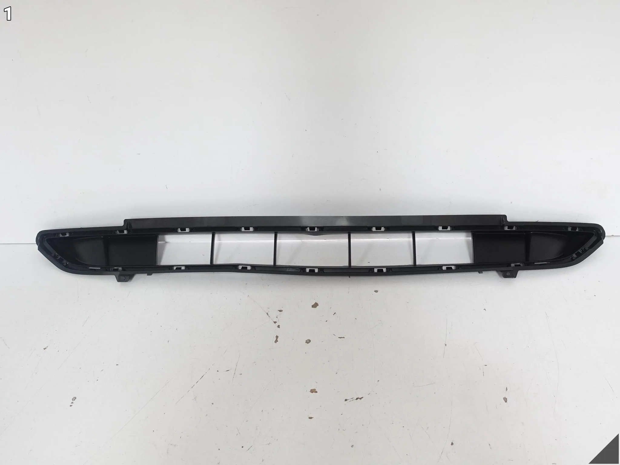 MAZDA CX-60 CX60 22- KRATKA ATRAPA W ZDERZAK PRZÓD KR9P-501T1 4f3db4071035d240d22bffc444520ea8
