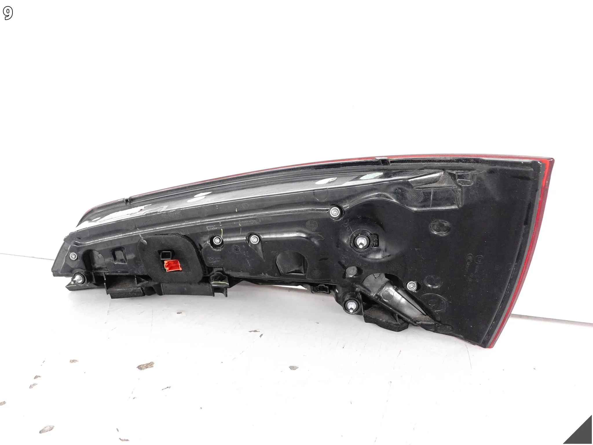 AUDI Q5 II 80A FY 16-20 LAMPA LED W KLAPĘ BAGAŻNIKA LEWA TYŁ EU 6ee6842c83edd49247114b77d648f73b