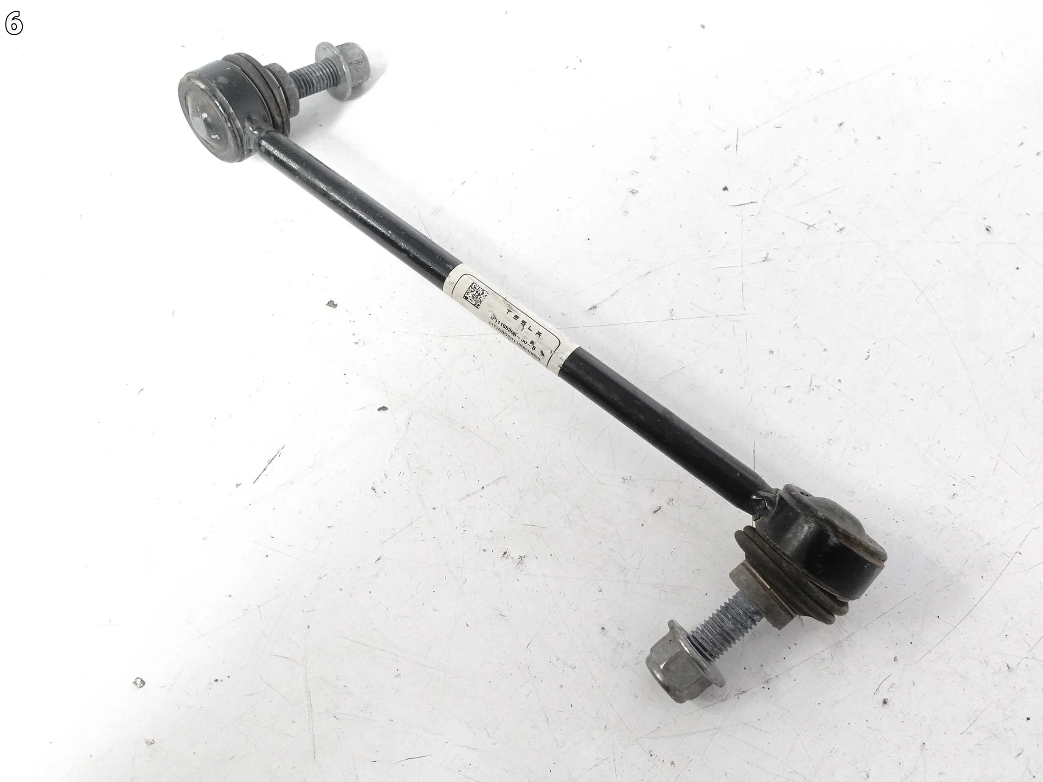 TESLA MODEL 3 Y LIFT 17- ŁĄCZNIK STABILIZATORA PRZÓD PRAWY ORYGINALNY 8306d2f8cbf7b21dd79c4d40d4822790