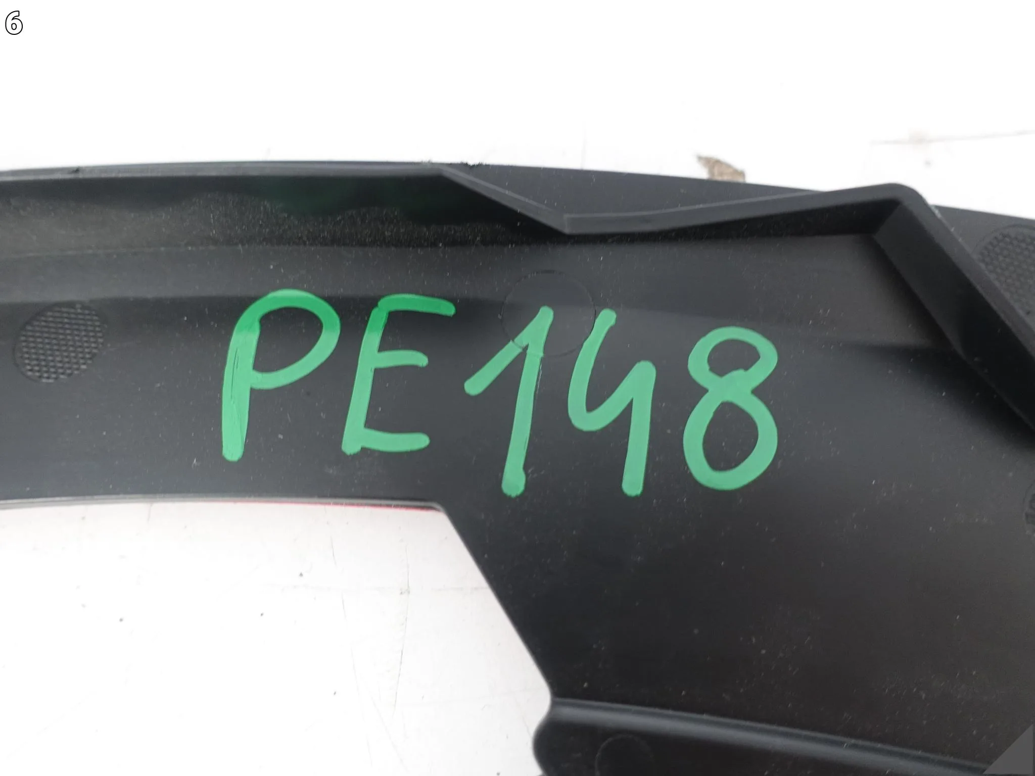 BENTLEY CONTINENTAL GT 3SD LIFT 24- MOCOWANIE ŚLIZG UCHWYT NADKOLA PRZÓD L ec3fc549e08b291f7efb6a609f55f29d