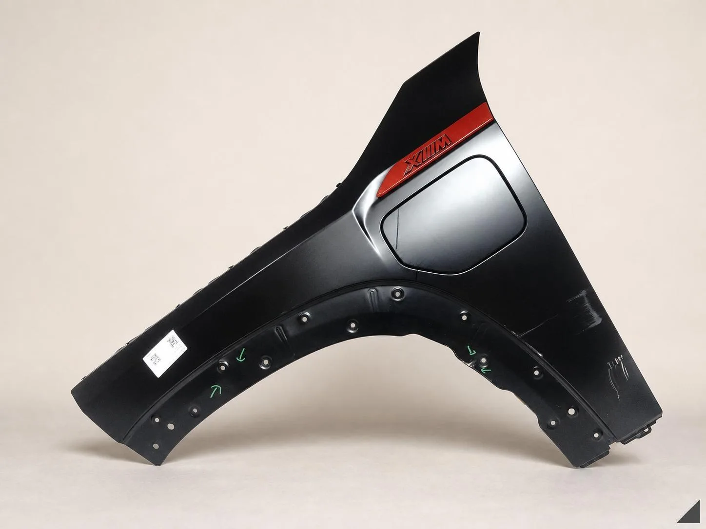 BMW XM G09 XM Label Red 23- BŁOTNIK PRZÓD LEWY P95 + LISTWA TORONTO RED 3b33d094812ffe158af4bcd64f8a31ed