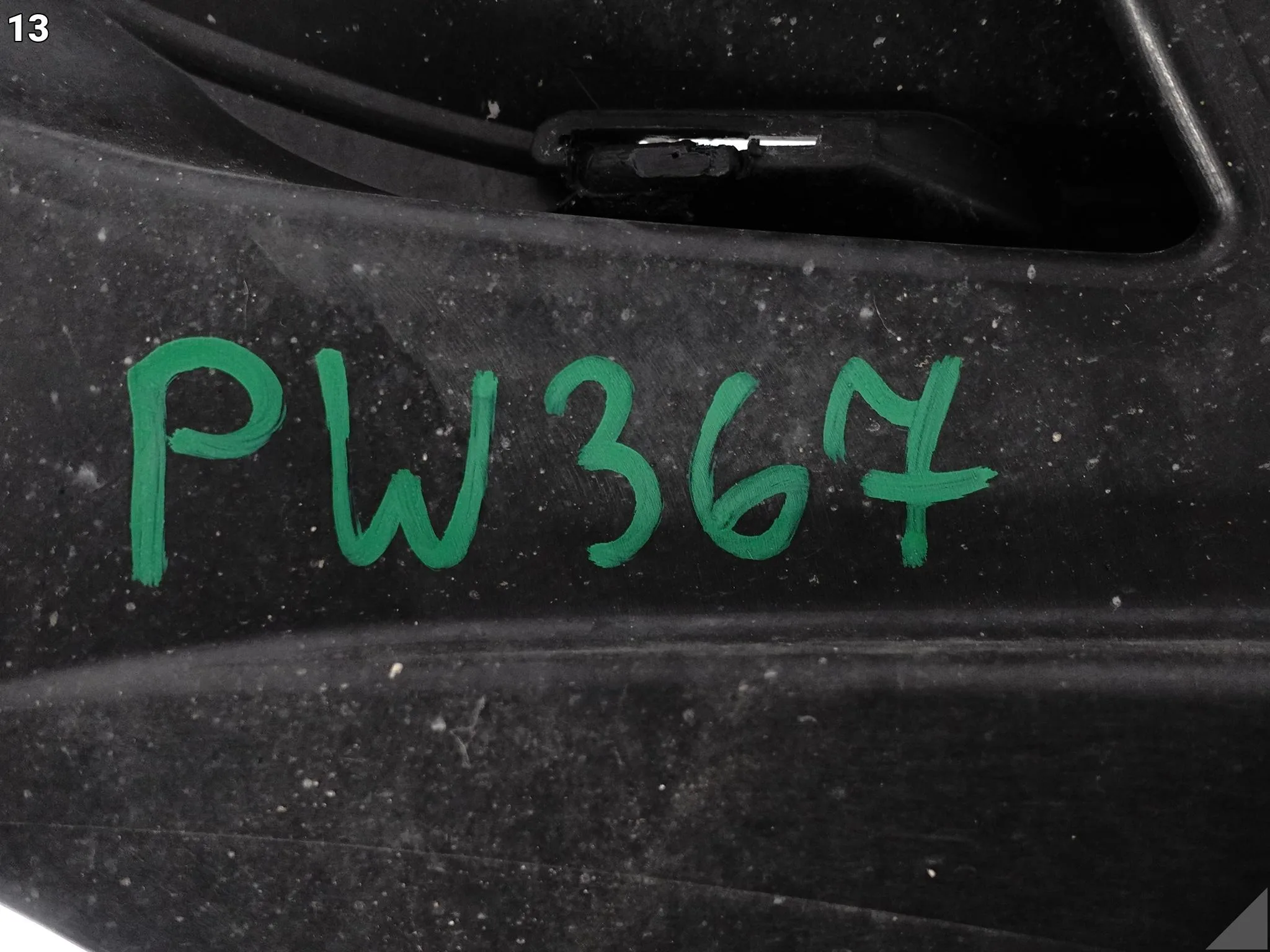 BMW X5 F15 M-PAKIET 13-18 ŚLIZG MOCOWANIE WSPORNIK W ZDERZAK PRZÓD LEWY 1daab25a8d17eae72bf3ea82bfa646f4